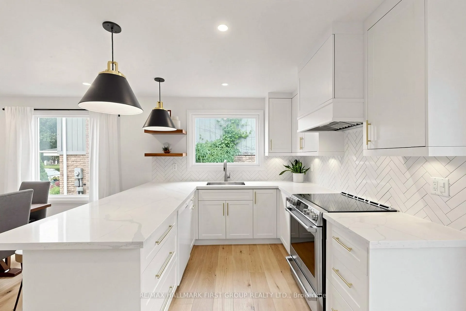 Photo 21 of 1746 Bronte Square, Pickering, Liverpool — HOMEH