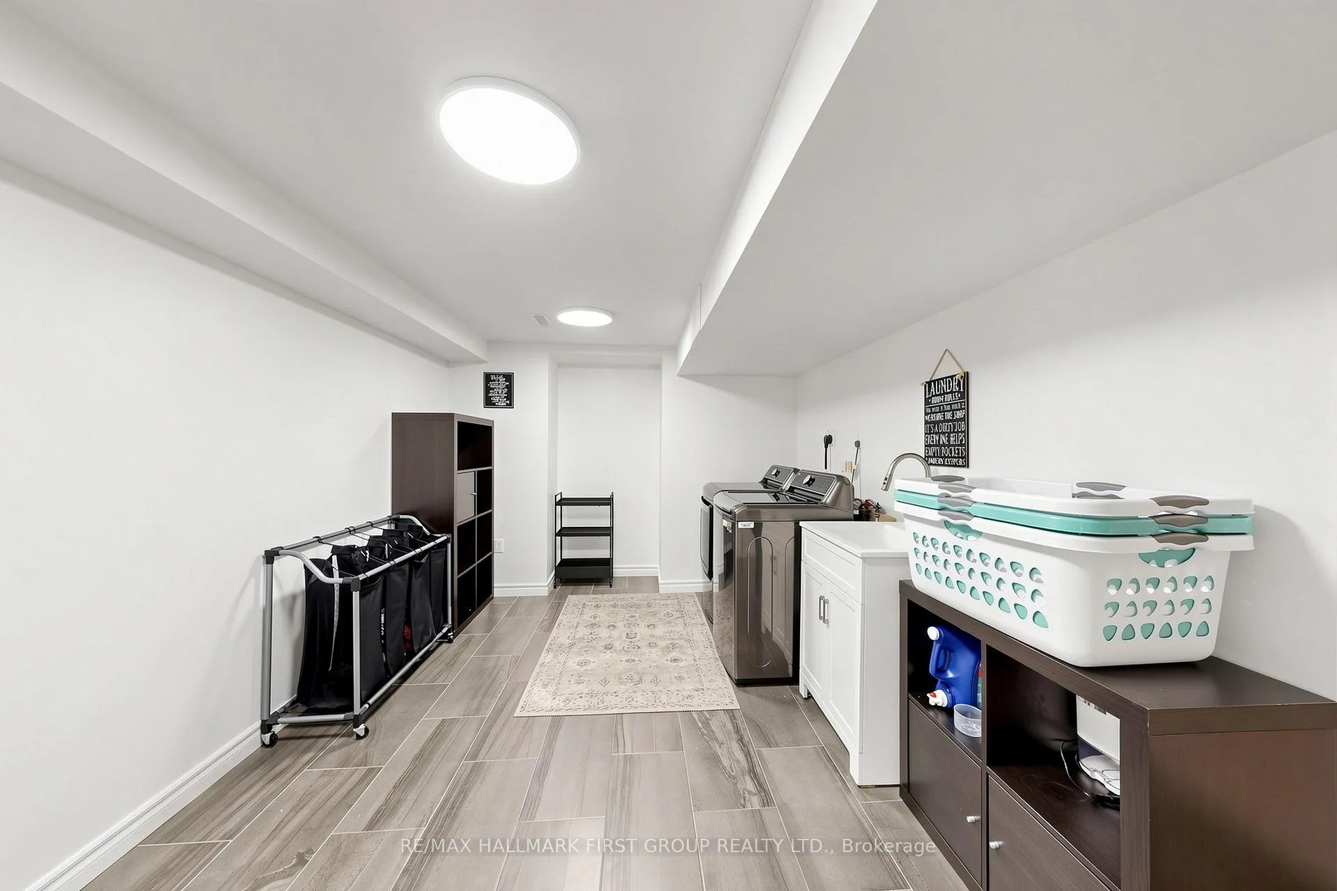 Photo 37 of 1746 Bronte Square, Pickering, Liverpool — HOMEH