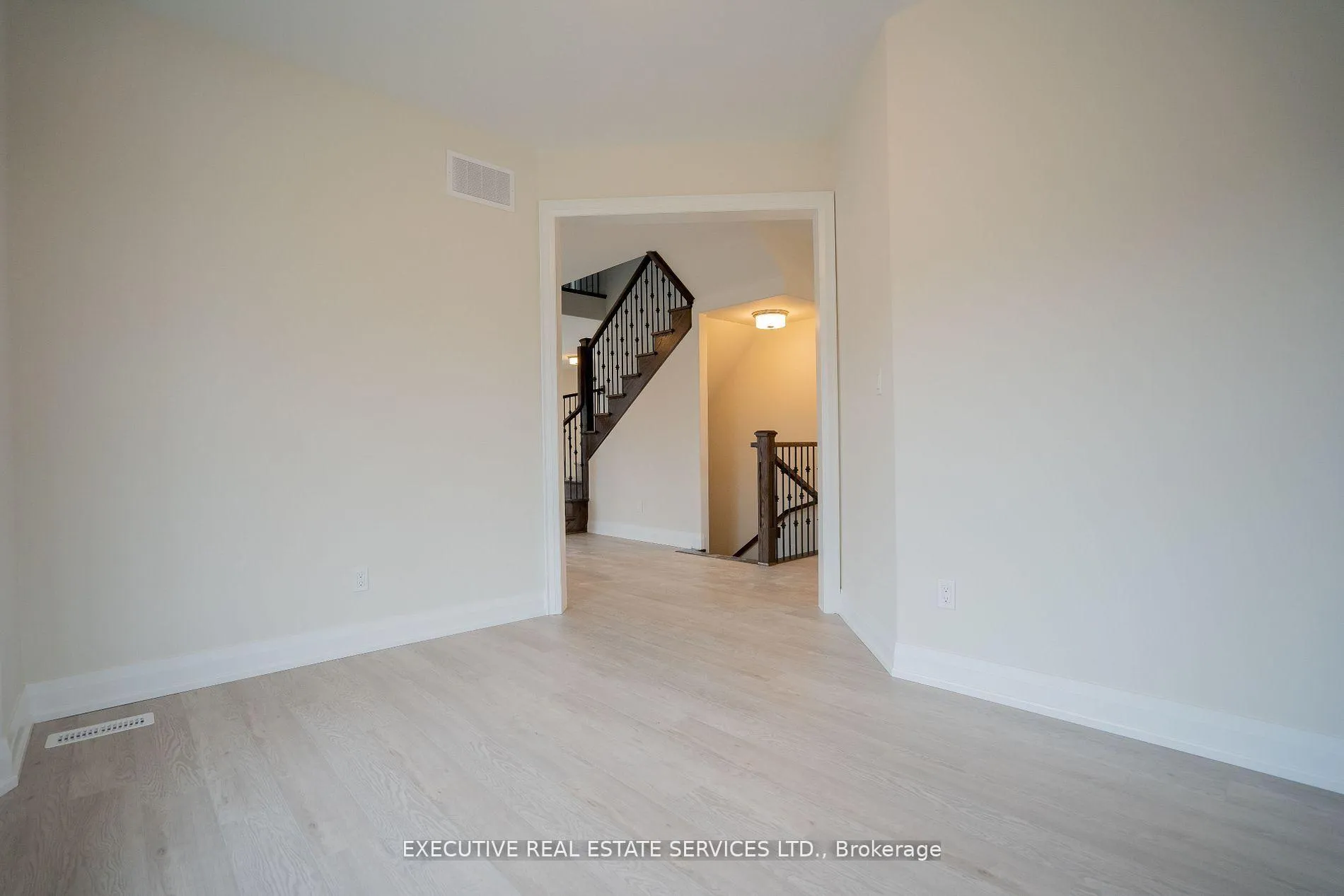 Photo 8 of 612 Wedlock Lane, Peterborough, Northcrest Ward 5 — HOMEH