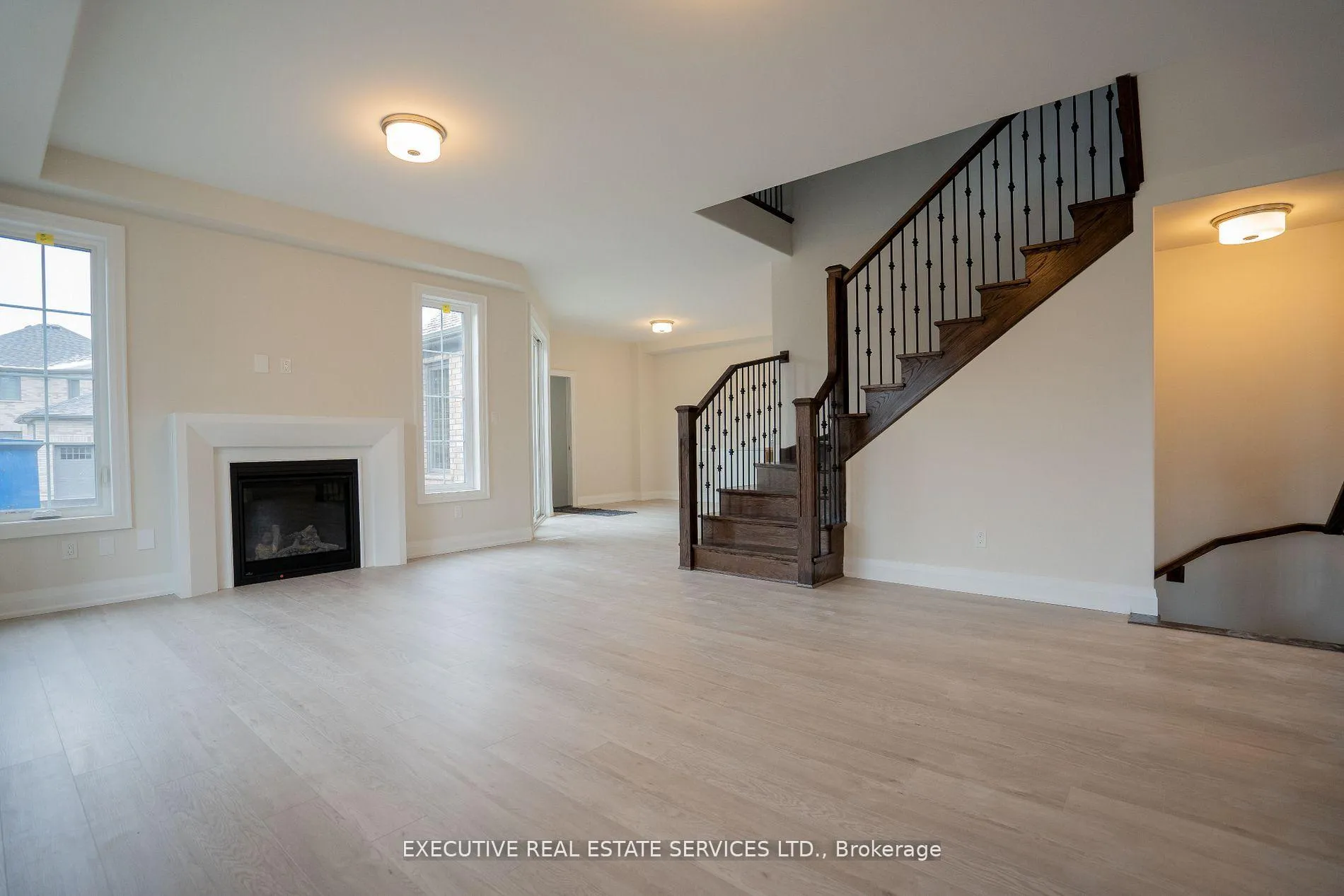 Photo 9 of 612 Wedlock Lane, Peterborough, Northcrest Ward 5 — HOMEH