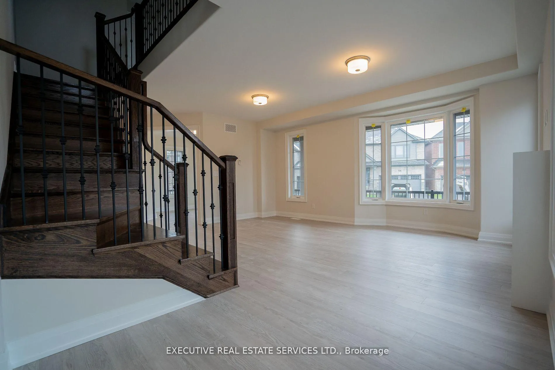 Photo 11 of 612 Wedlock Lane, Peterborough, Northcrest Ward 5 — HOMEH
