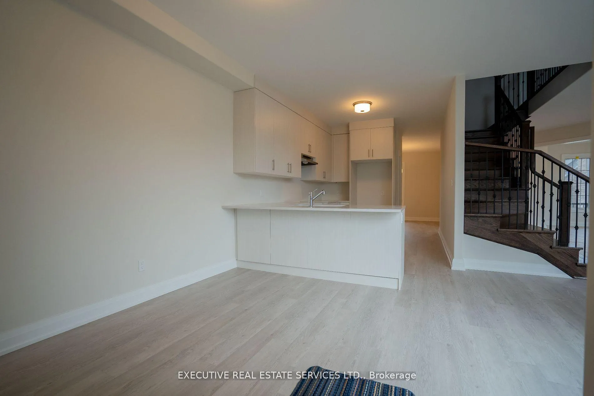Photo 12 of 612 Wedlock Lane, Peterborough, Northcrest Ward 5 — HOMEH