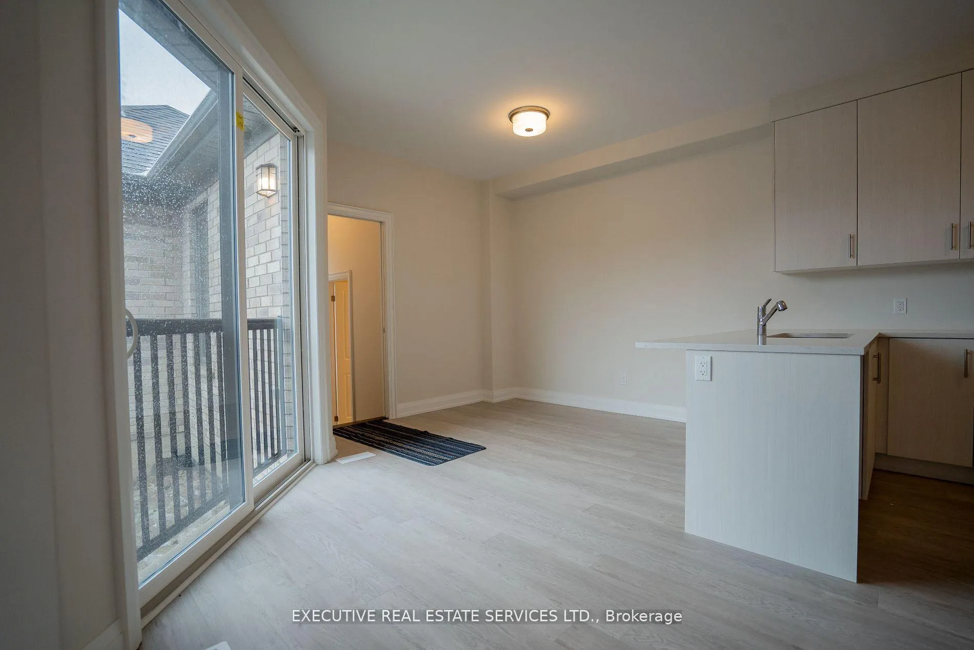 Photo 17 of 612 Wedlock Lane, Peterborough, Northcrest Ward 5 — HOMEH