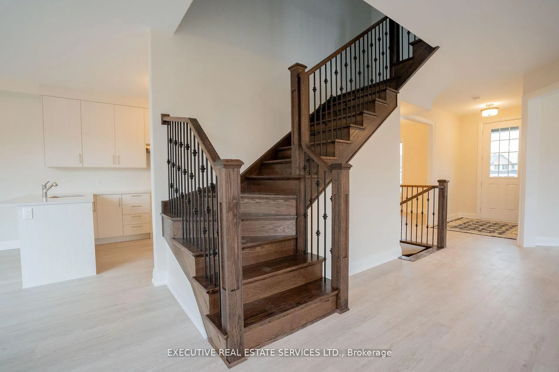 Photo 18 of 612 Wedlock Lane, Peterborough, Northcrest Ward 5 — HOMEH