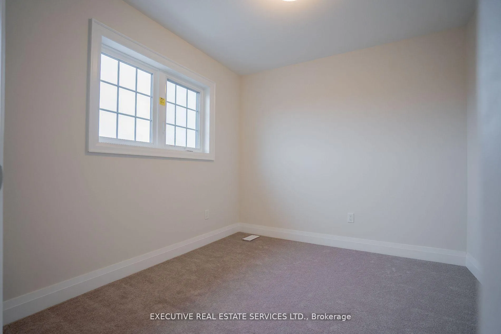 Photo 31 of 612 Wedlock Lane, Peterborough, Northcrest Ward 5 — HOMEH