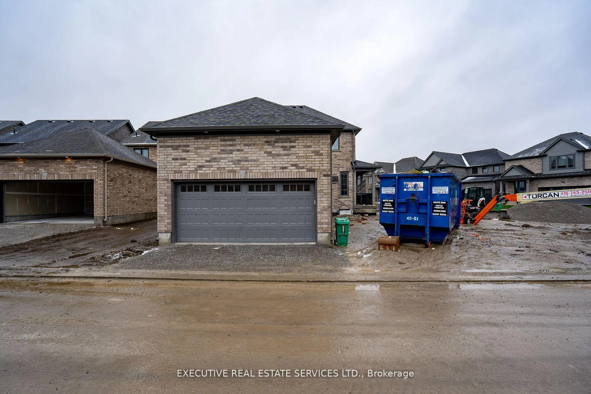 Photo 33 of 612 Wedlock Lane, Peterborough, Northcrest Ward 5 — HOMEH