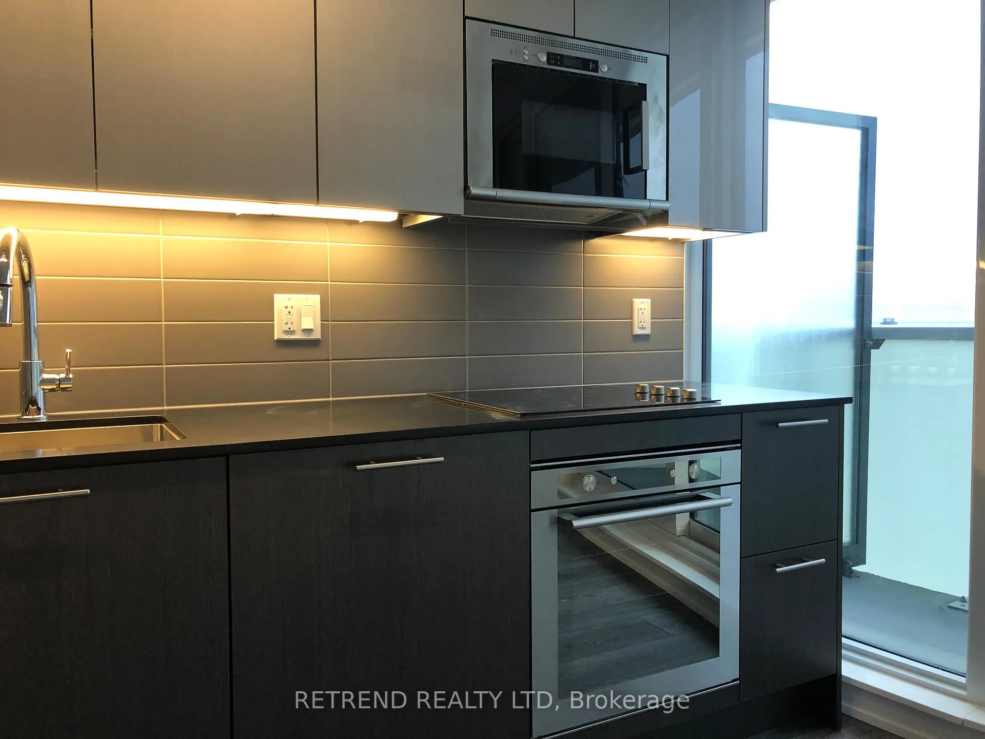 Photo 5 of Unit 3801, 403 Church Street, Toronto, Church-Yonge Corridor — HOMEH