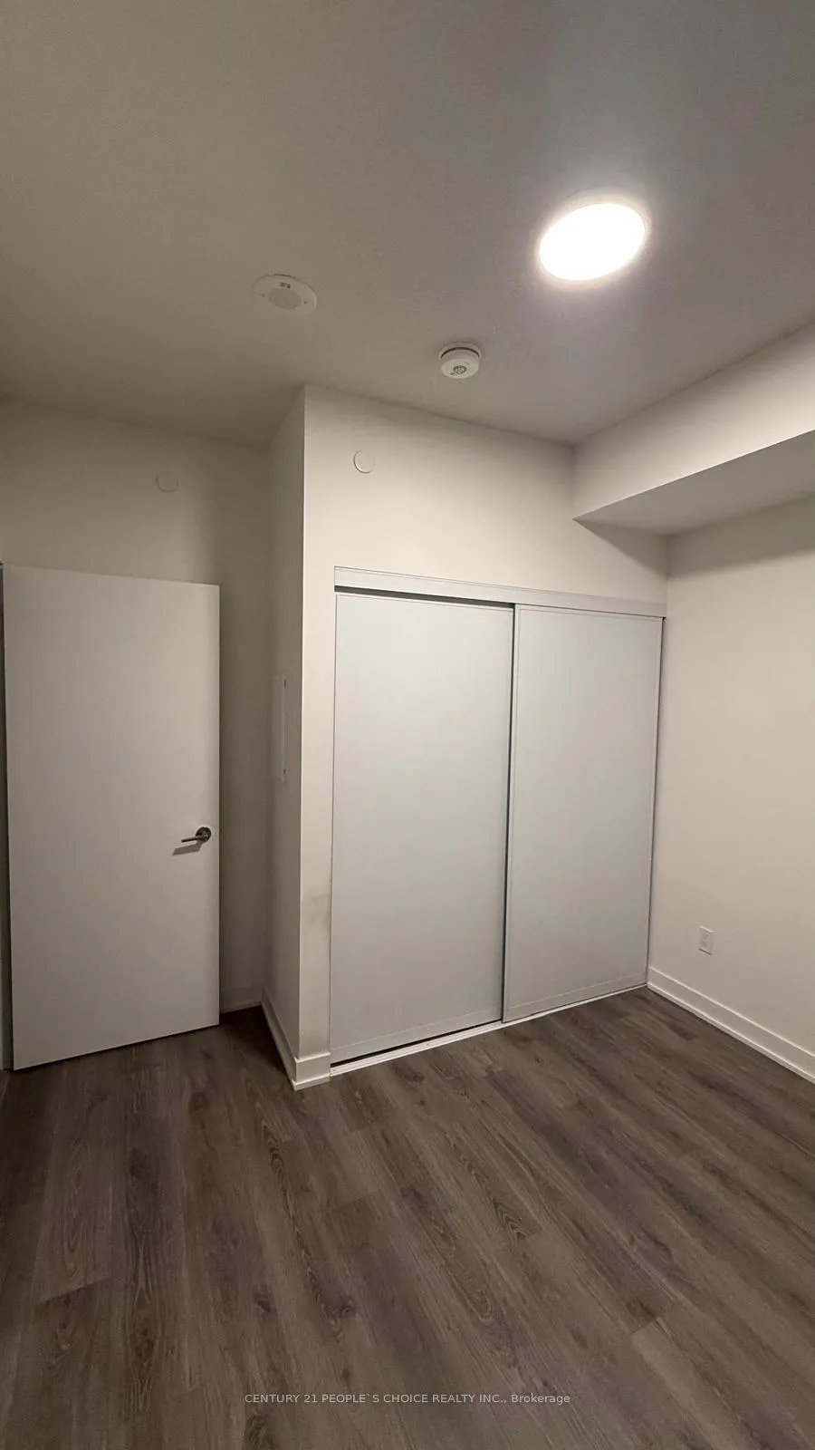 Front of Unit 1207, 225 Malta Avenue E