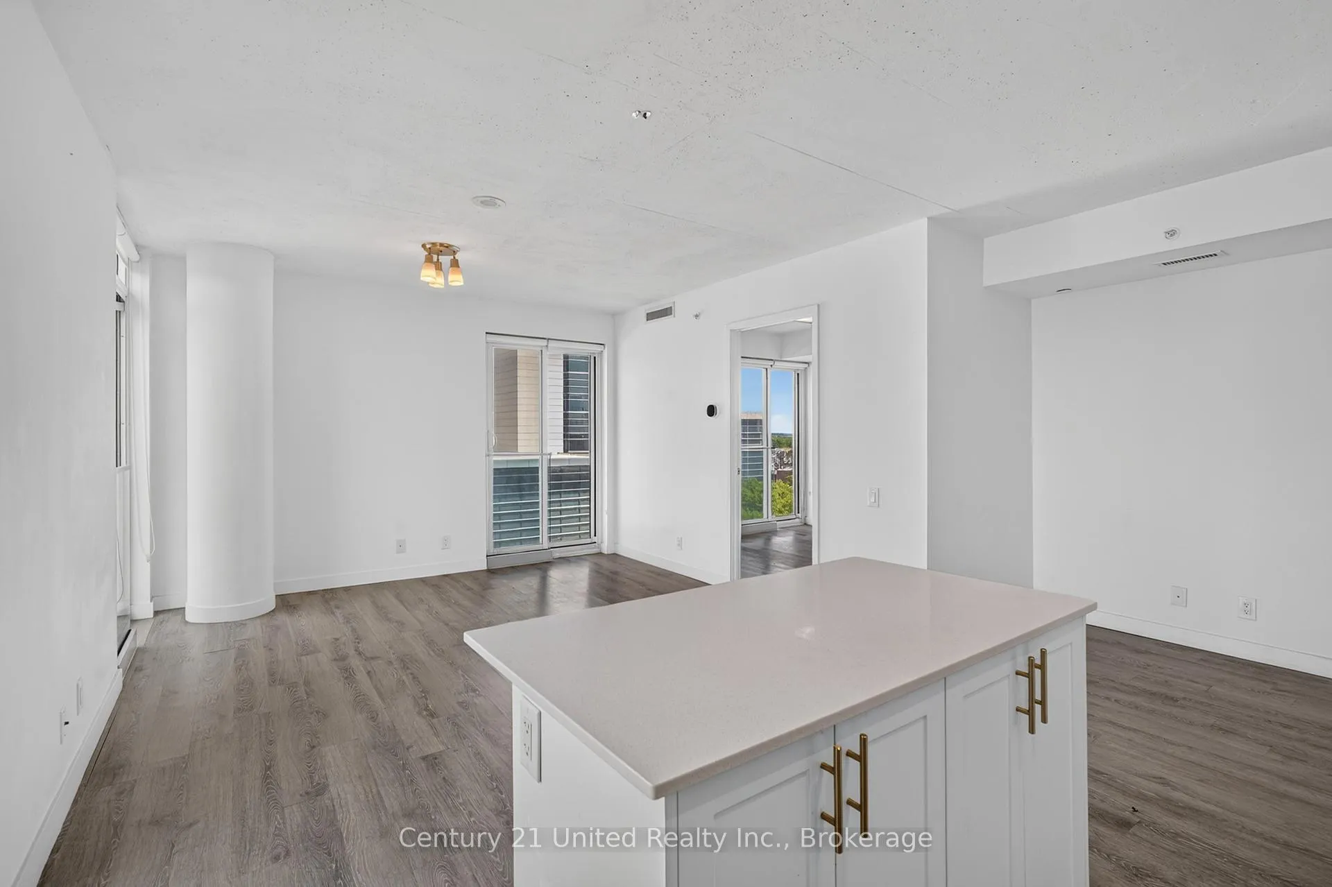 Photo 7 of Unit 606, 100 Bond Street E, Oshawa, O'Neill — HOMEH
