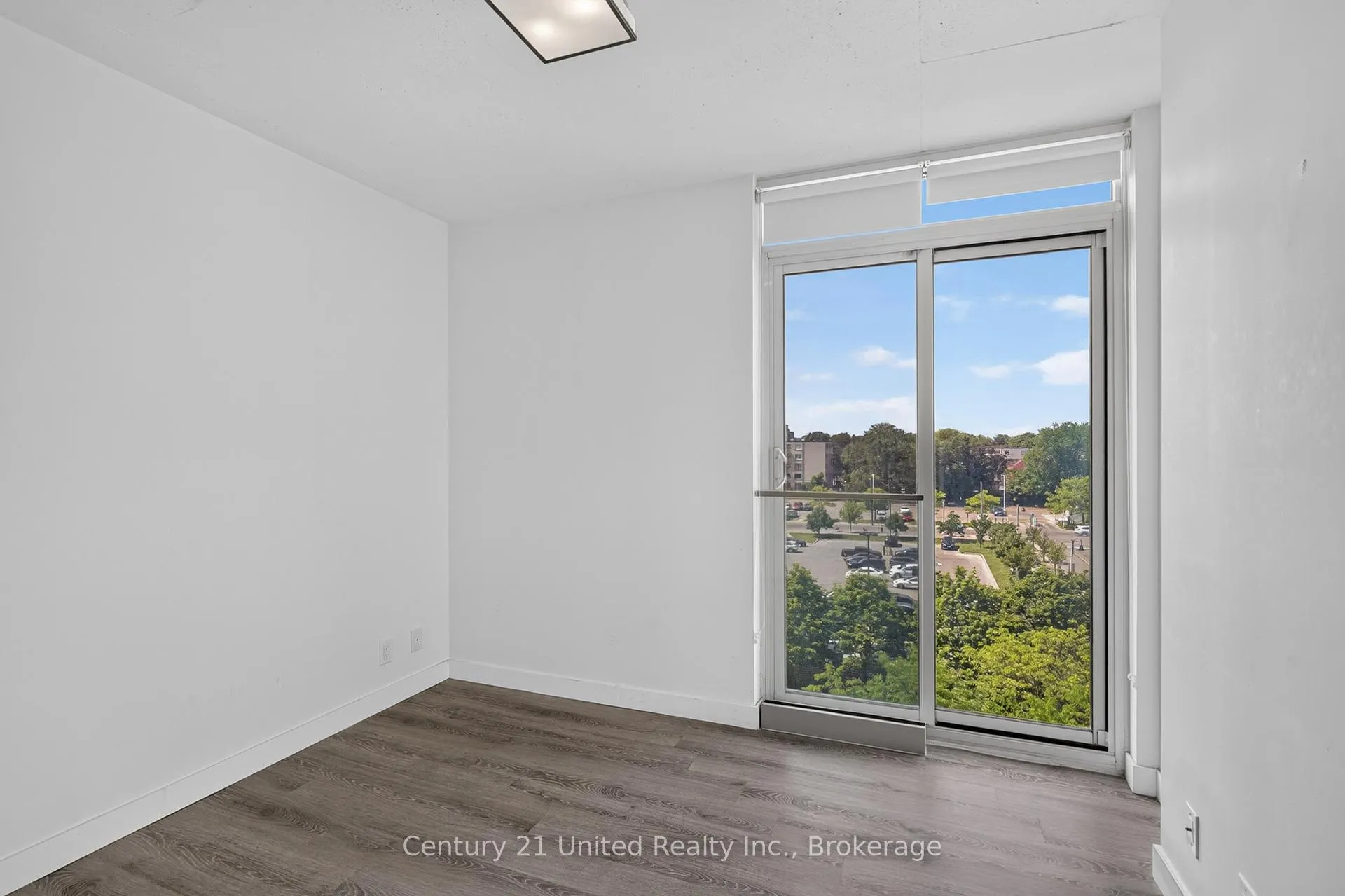 Photo 12 of Unit 606, 100 Bond Street E, Oshawa, O'Neill — HOMEH
