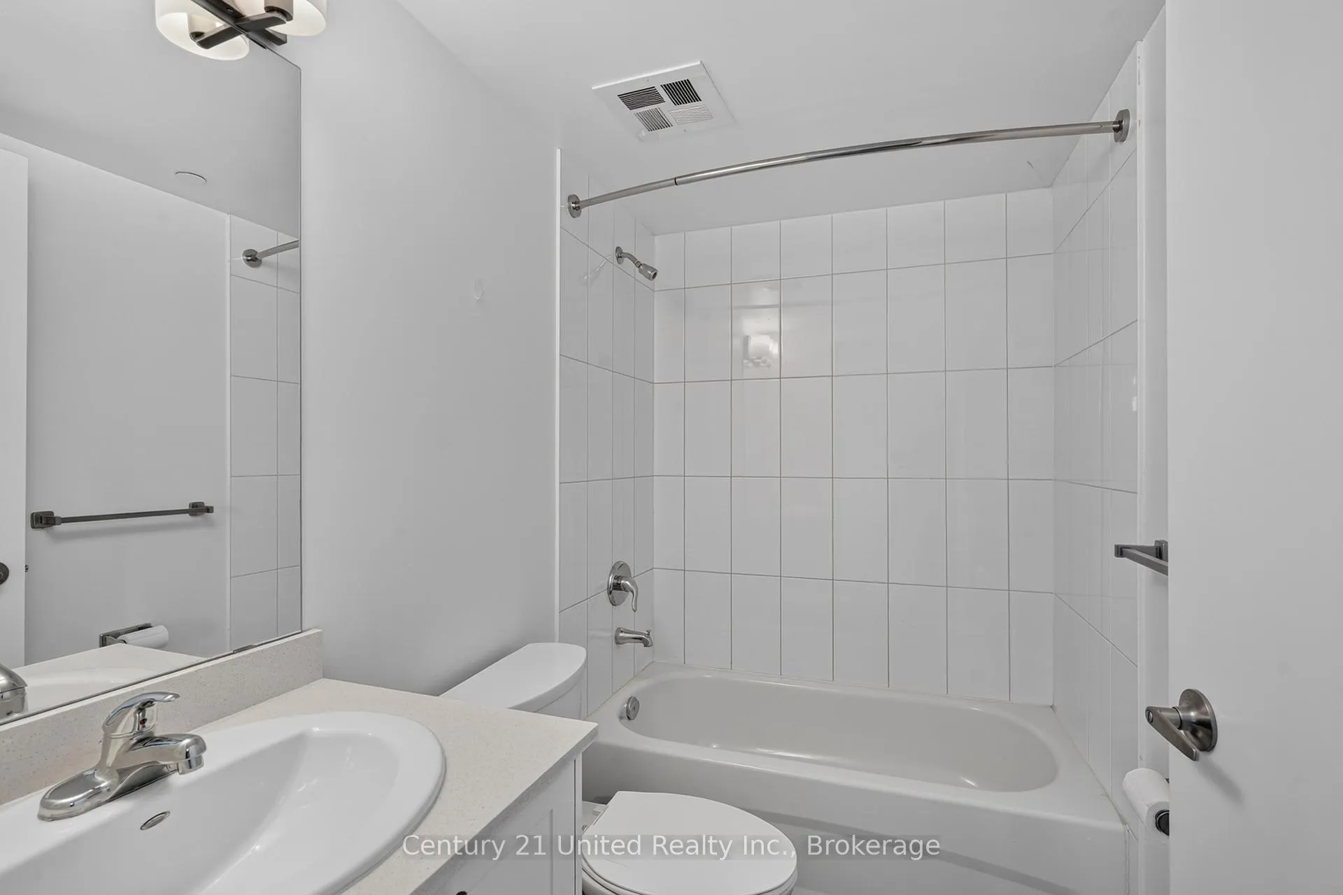 Photo 15 of Unit 606, 100 Bond Street E, Oshawa, O'Neill — HOMEH