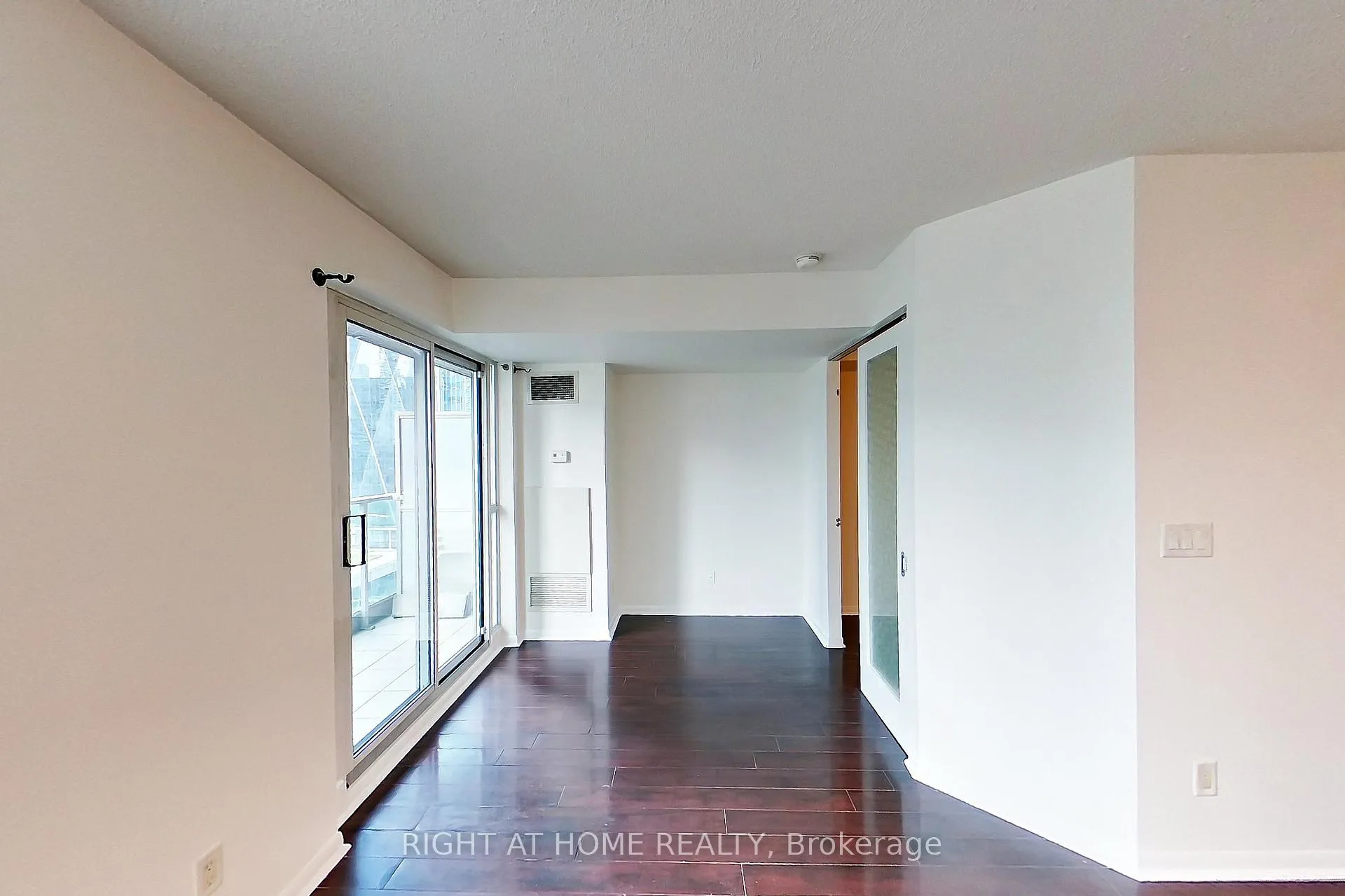 Photo 17 of Unit 1813, 18 Yonge Street, Toronto, Waterfront Communities — HOMEH