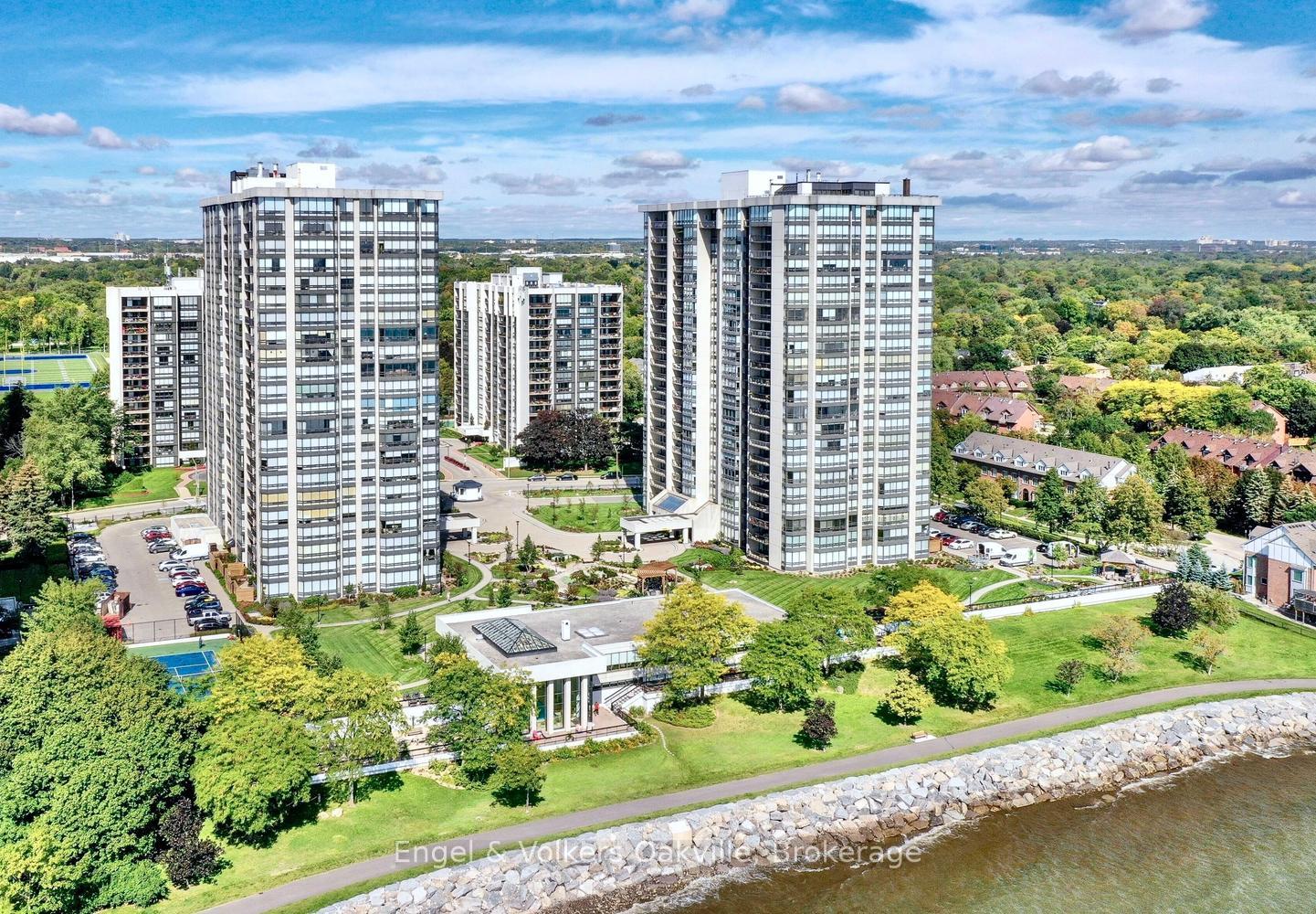 Photo of Unit 205, 2180 Marine Drive