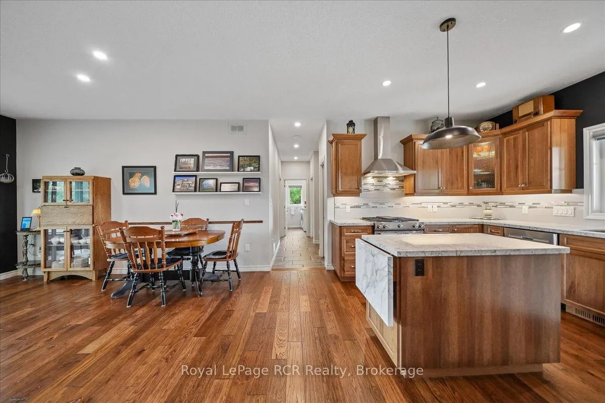 Photo 13 of 822760 Sideroad 1, Chatsworth — HOMEH