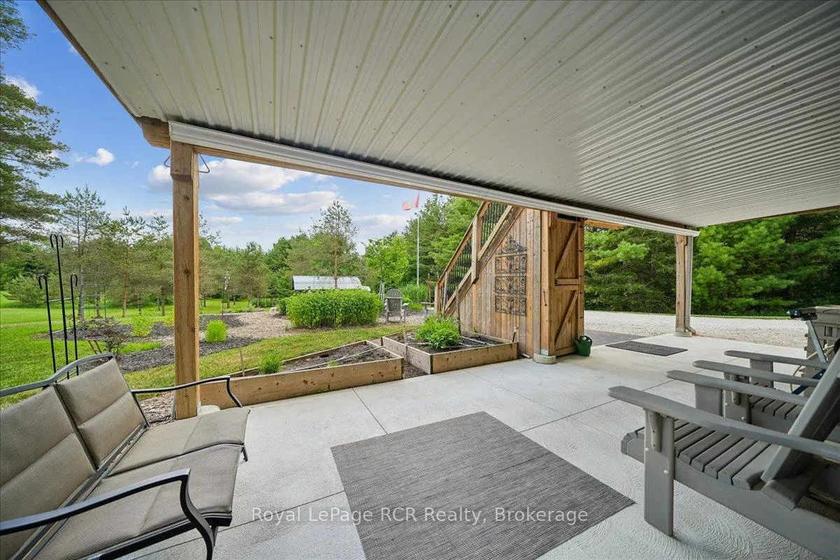 Photo 42 of 822760 Sideroad 1, Chatsworth — HOMEH