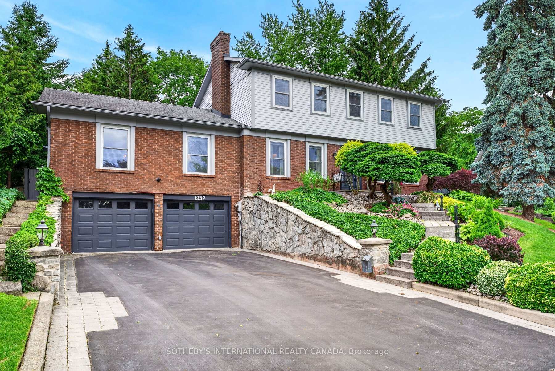 Photo 4 of 1952 Edenvale Crescent, Burlington, Tyandaga — HOMEH