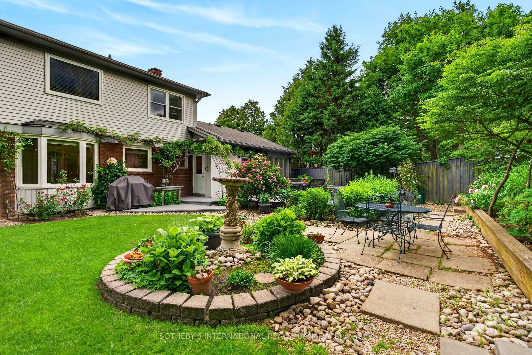 Photo 35 of 1952 Edenvale Crescent, Burlington, Tyandaga — HOMEH