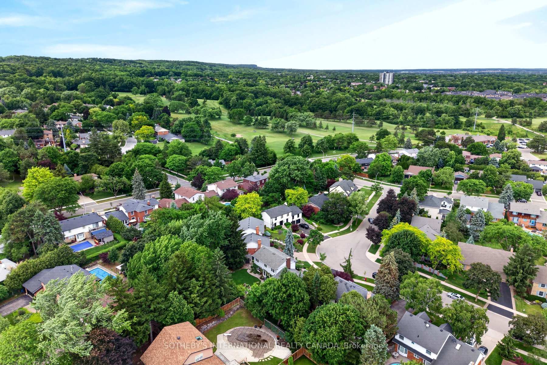Photo 46 of 1952 Edenvale Crescent, Burlington, Tyandaga — HOMEH