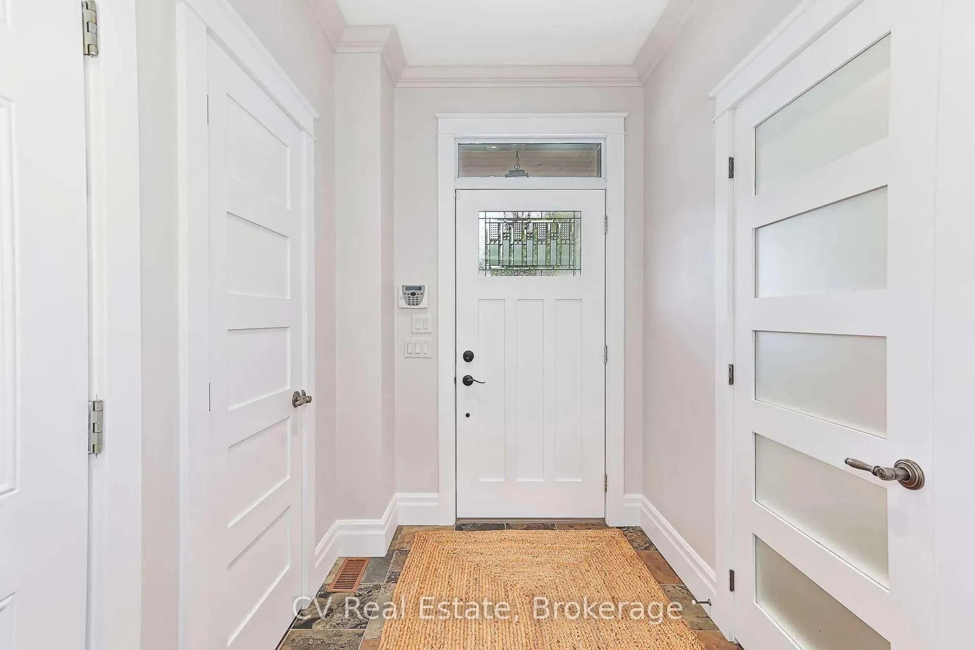 Photo 8 of 141 Snowbridge Way, Blue Mountains — HOMEH