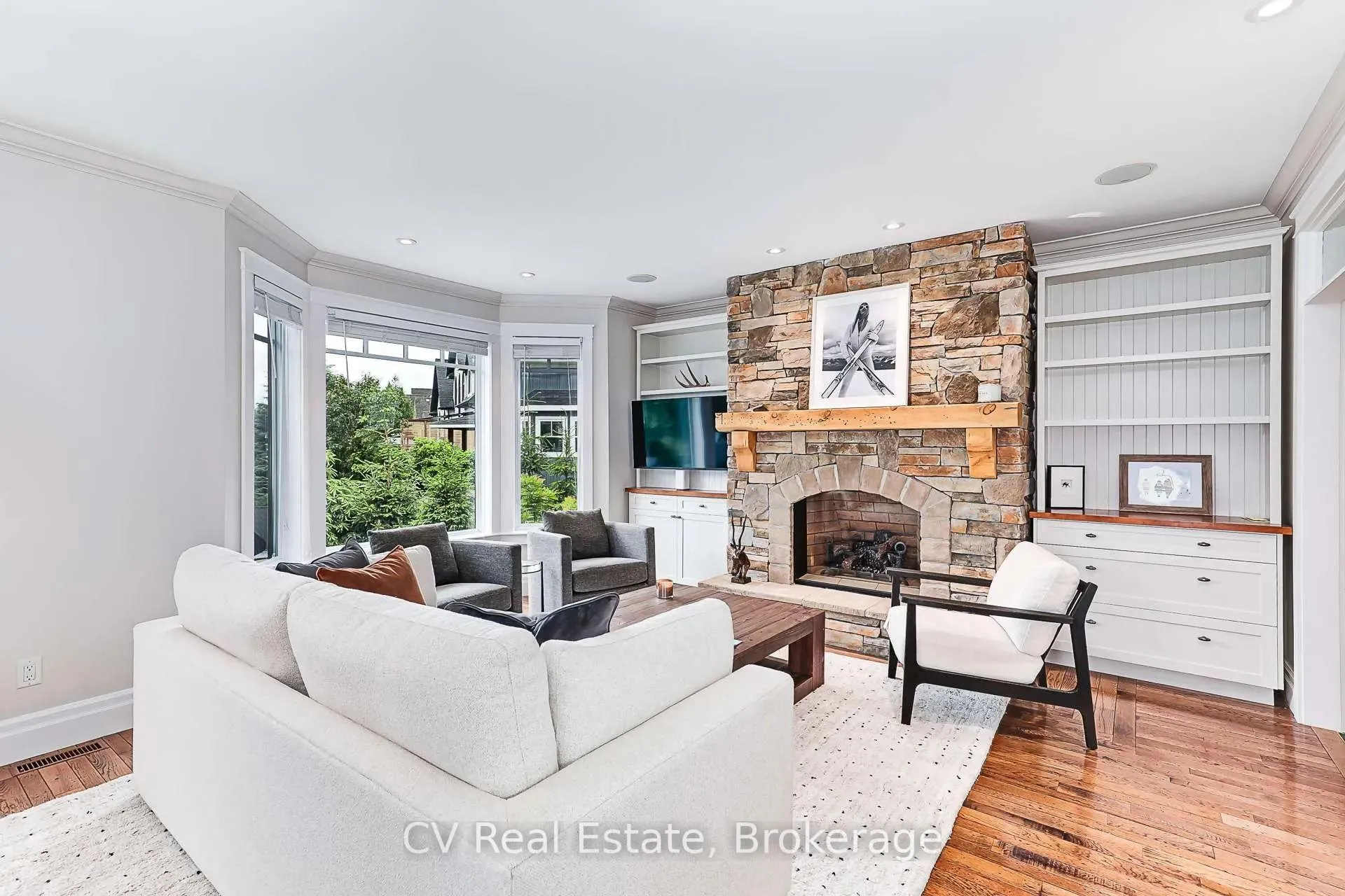 Photo 12 of 141 Snowbridge Way, Blue Mountains — HOMEH