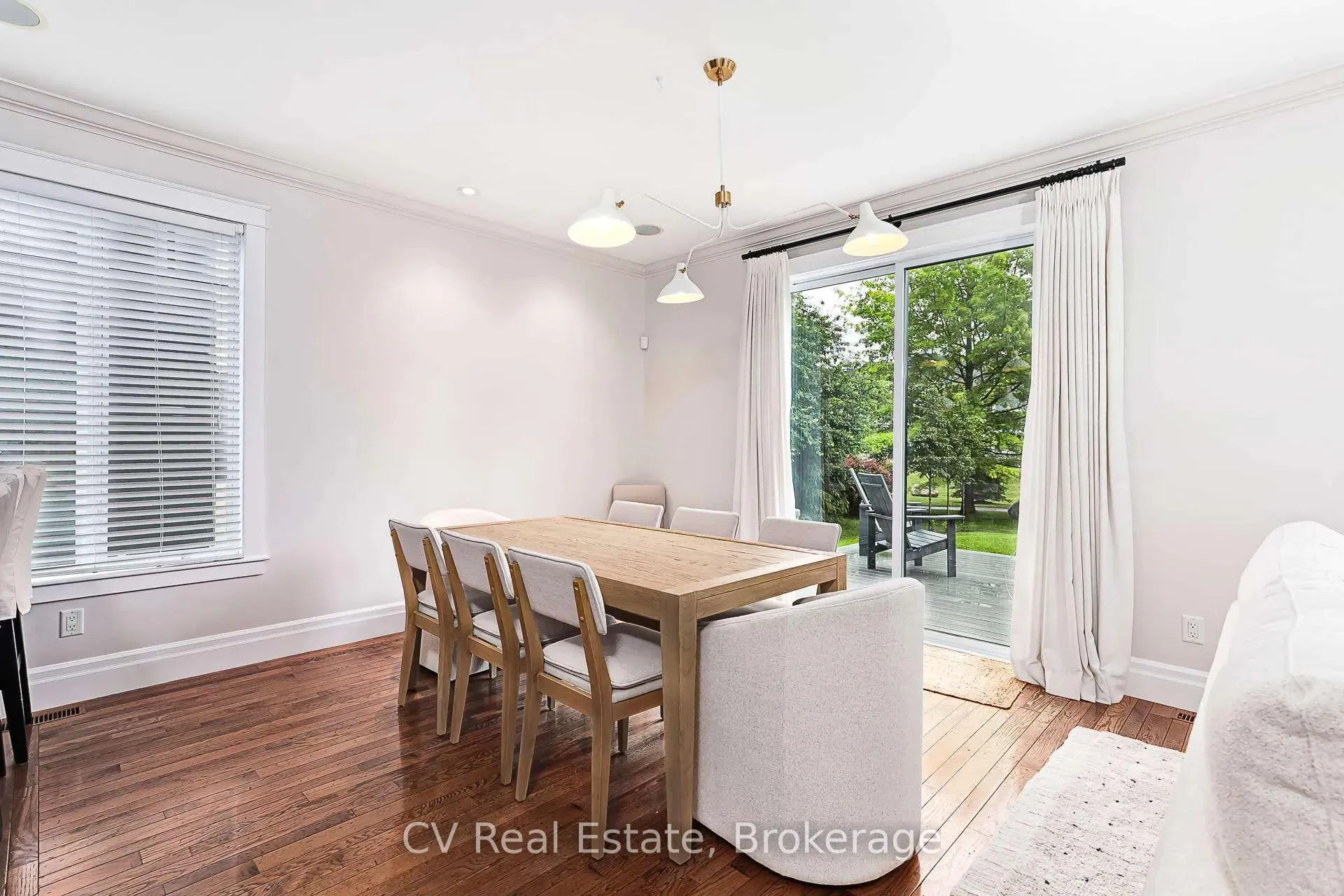 Photo 15 of 141 Snowbridge Way, Blue Mountains — HOMEH