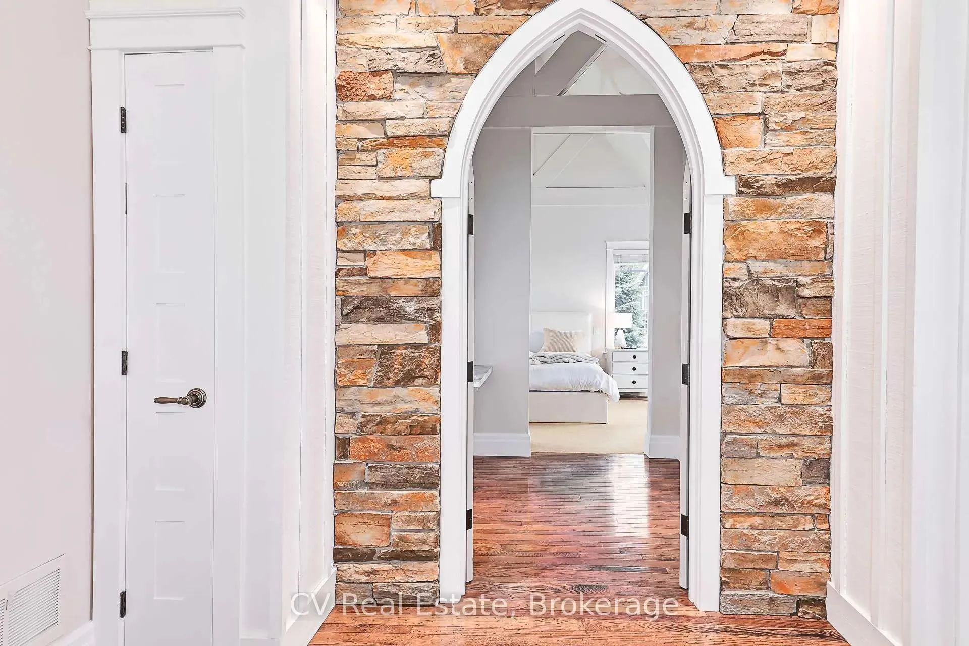 Photo 29 of 141 Snowbridge Way, Blue Mountains — HOMEH