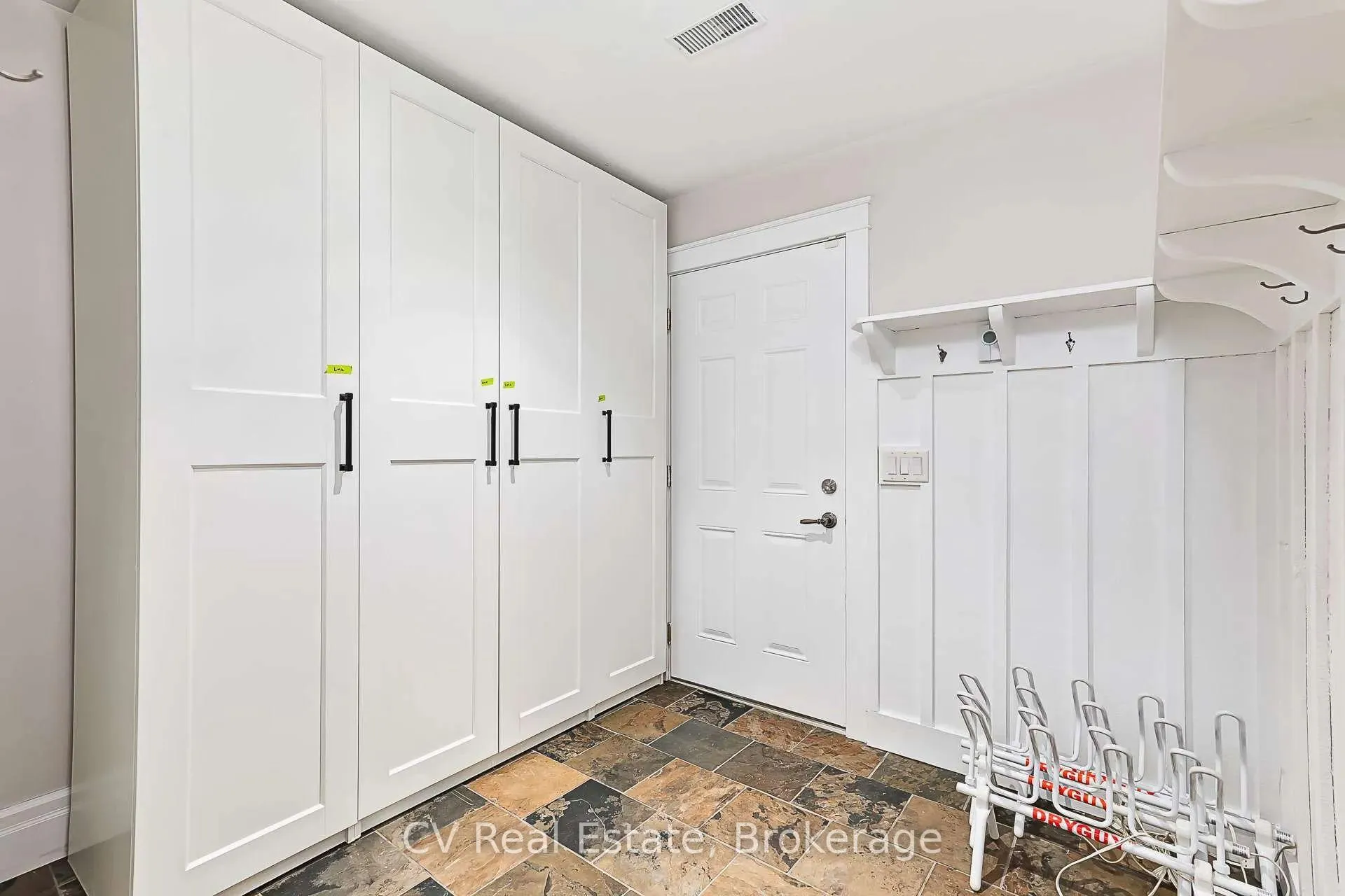 Photo 39 of 141 Snowbridge Way, Blue Mountains — HOMEH