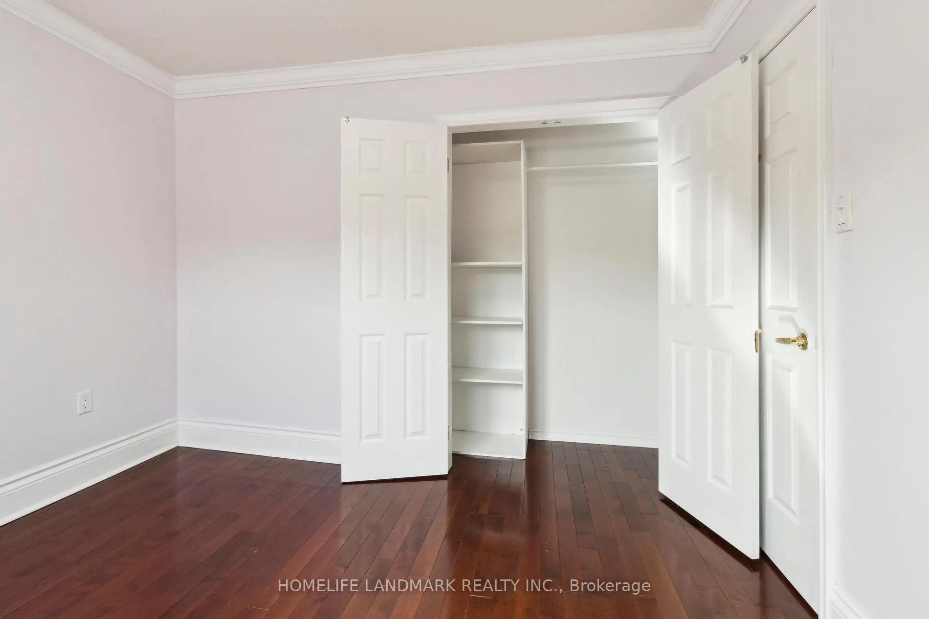 Photo 21 of 249 Charlton Avenue, Vaughan, Brownridge — HOMEH