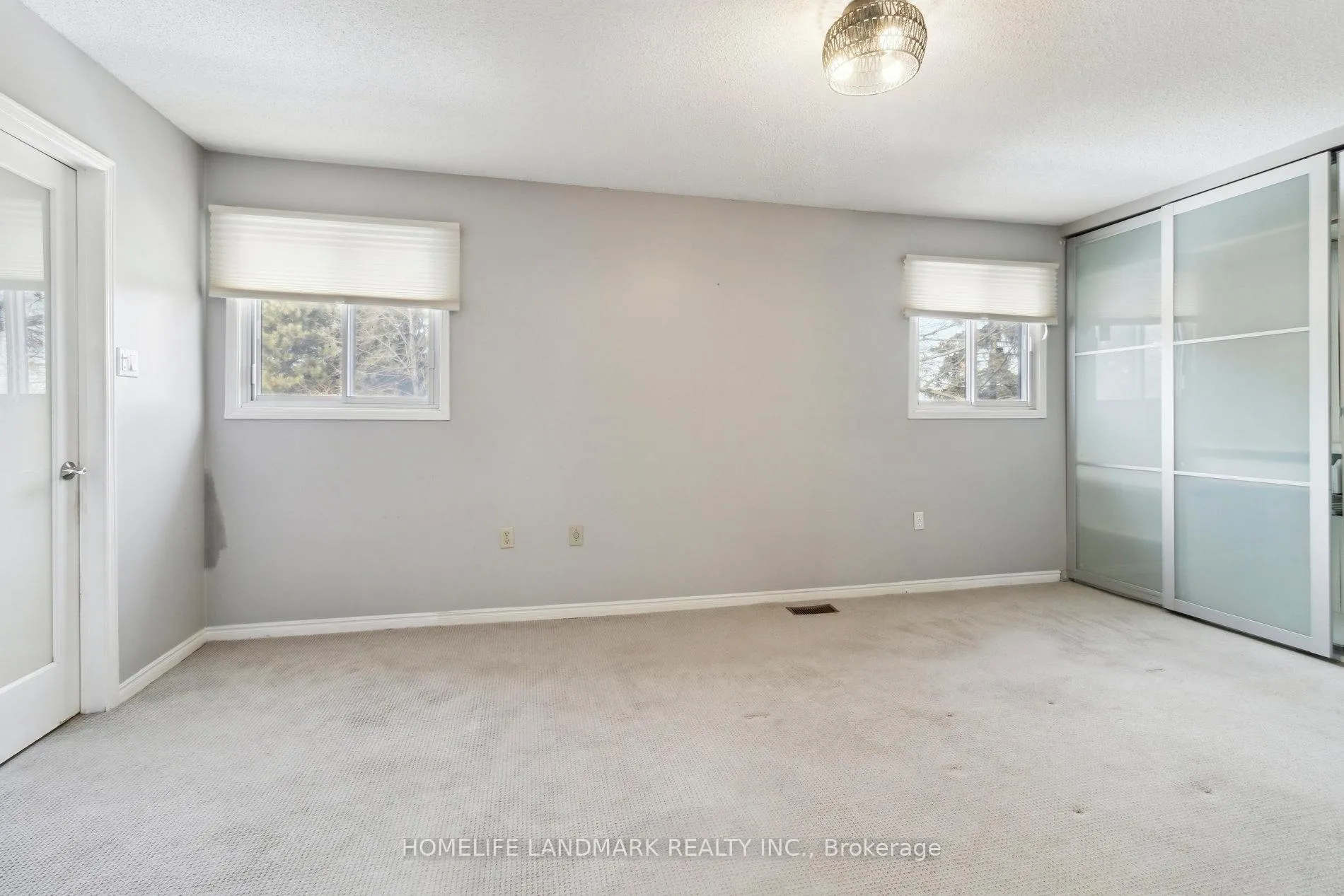 Photo 24 of 249 Charlton Avenue, Vaughan, Brownridge — HOMEH