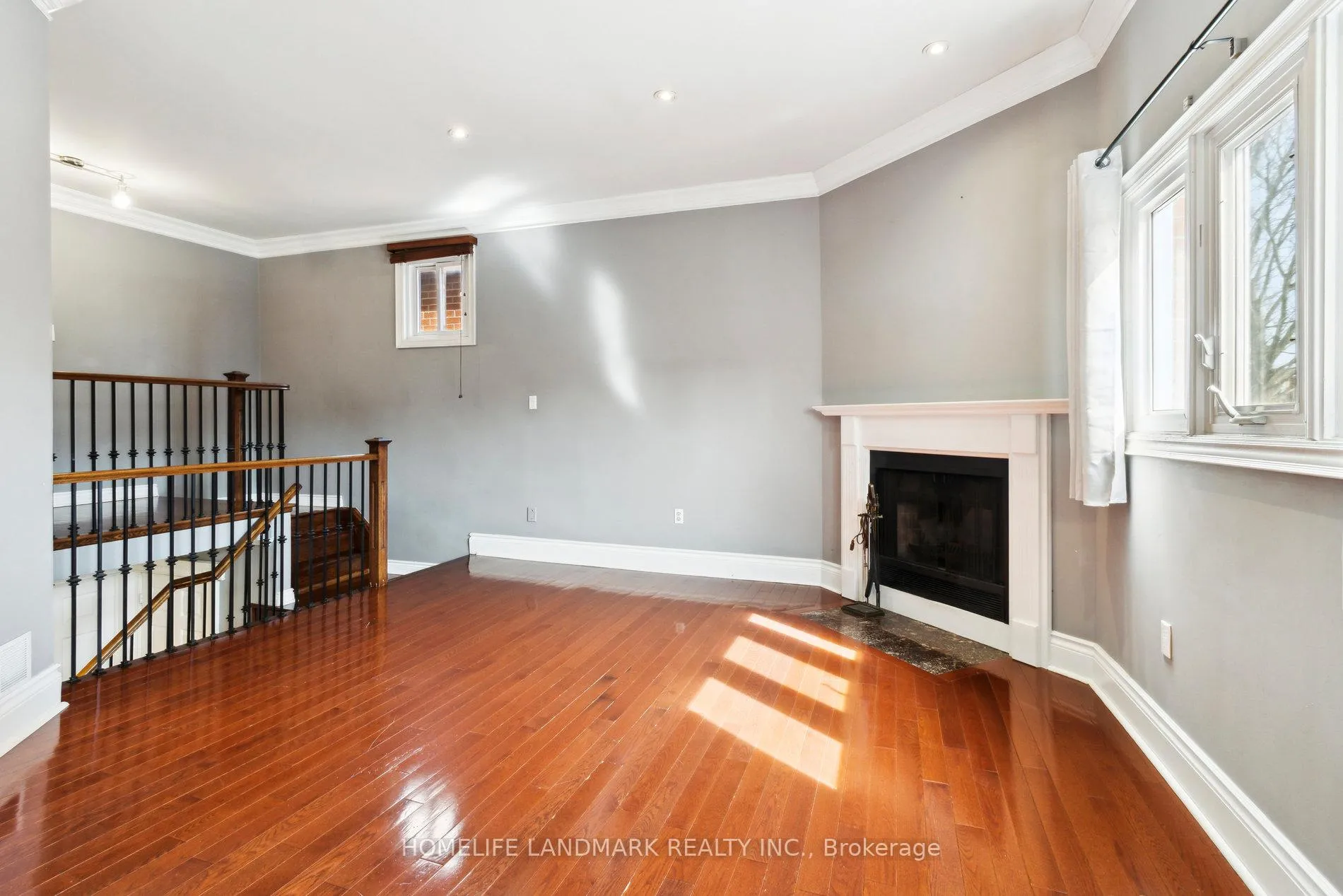 Photo 27 of 249 Charlton Avenue, Vaughan, Brownridge — HOMEH