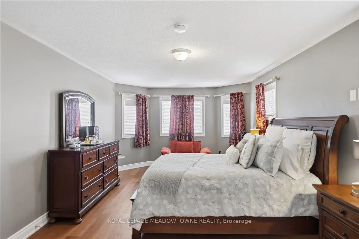 Photo 21 of 3 St Phillip Court, Whitby, Williamsburg — HOMEH