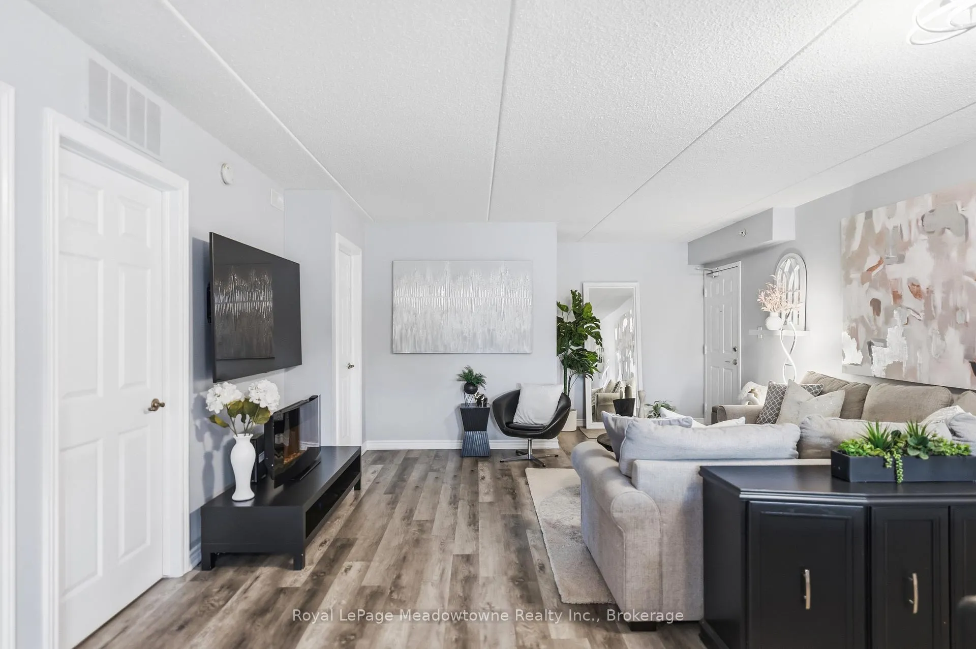Photo 6 of Unit 205, 1483 Maple Avenue, Milton, Dempsey — HOMEH