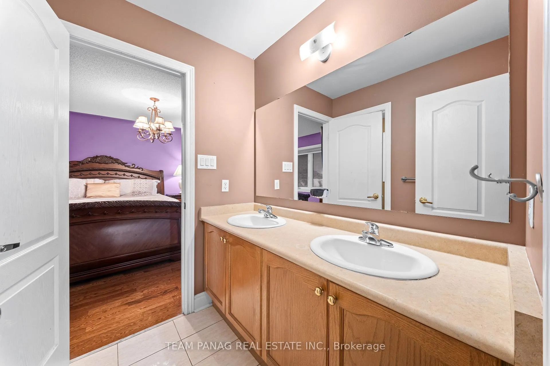 Photo 25 of 23 Fontainebleu Road, Brampton, Vales of Castlemore North — HOMEH
