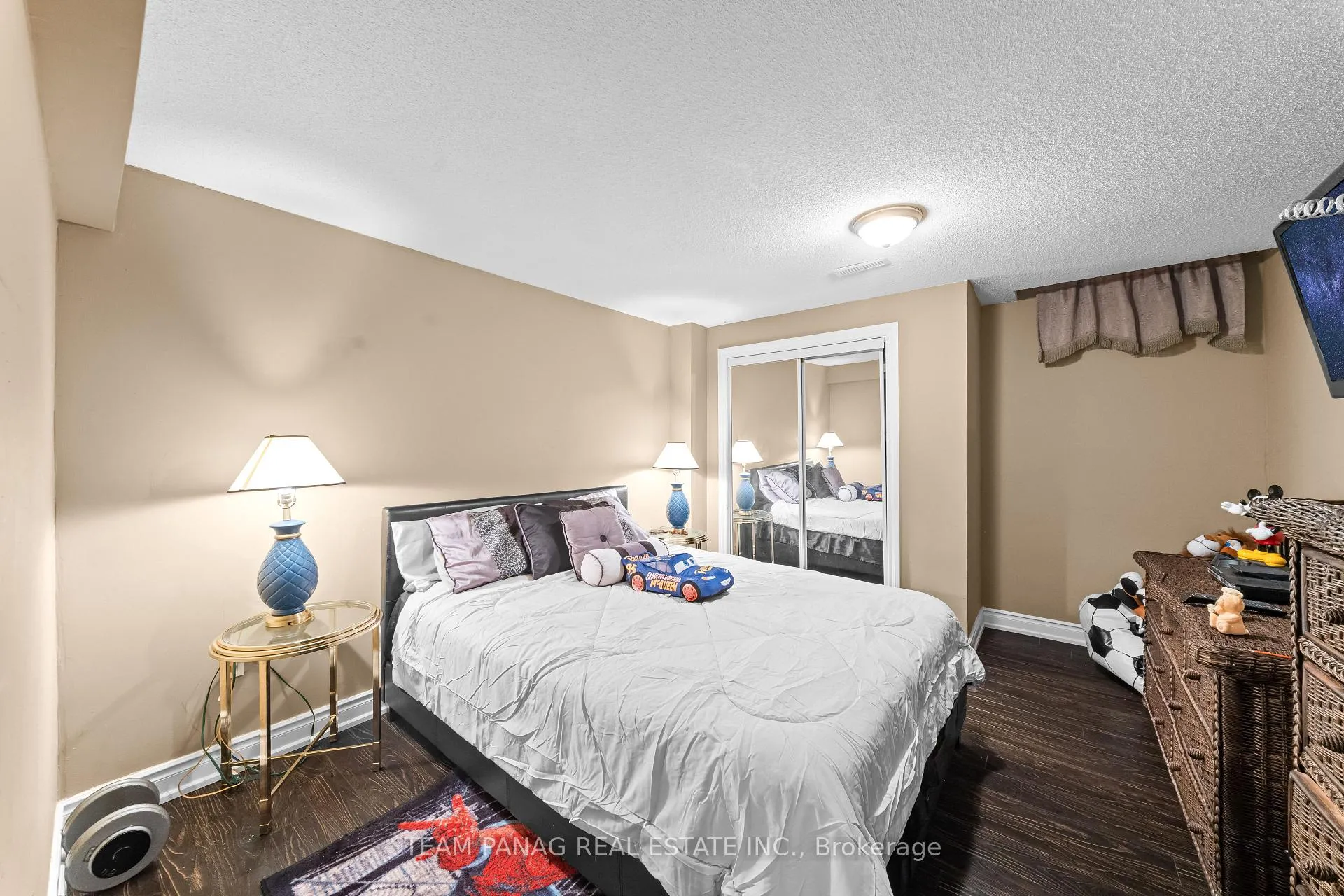 Photo 39 of 23 Fontainebleu Road, Brampton, Vales of Castlemore North — HOMEH