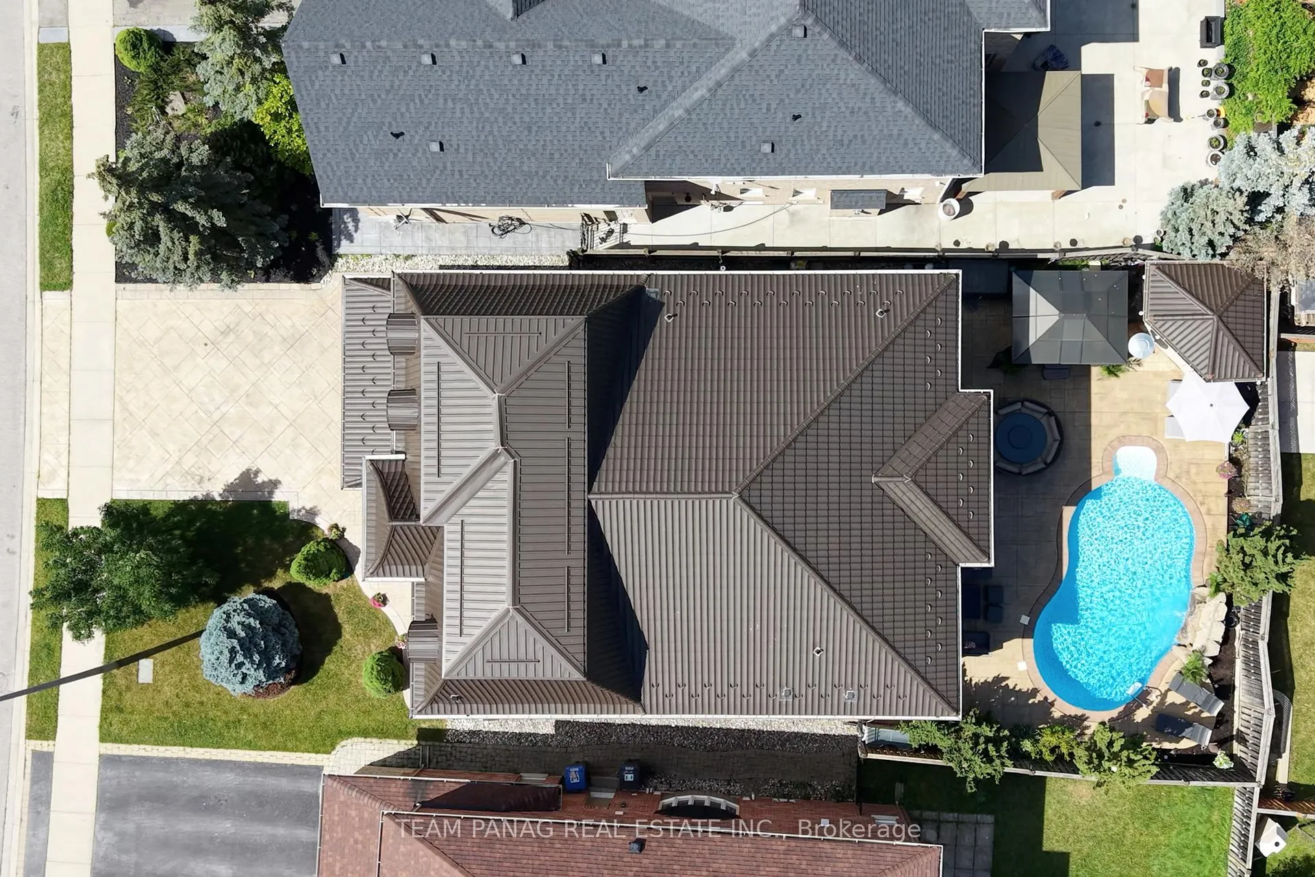 Photo 47 of 23 Fontainebleu Road, Brampton, Vales of Castlemore North — HOMEH