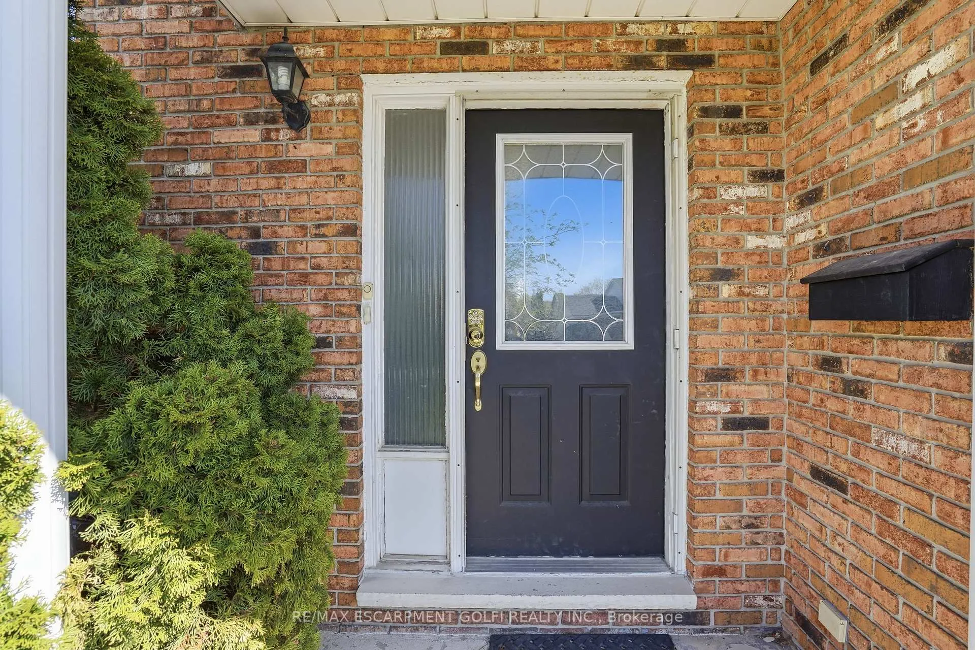 Photo 3 of 3905 Old Orchard Way, Lincoln, Lincoln-Jordan/Vineland — HOMEH