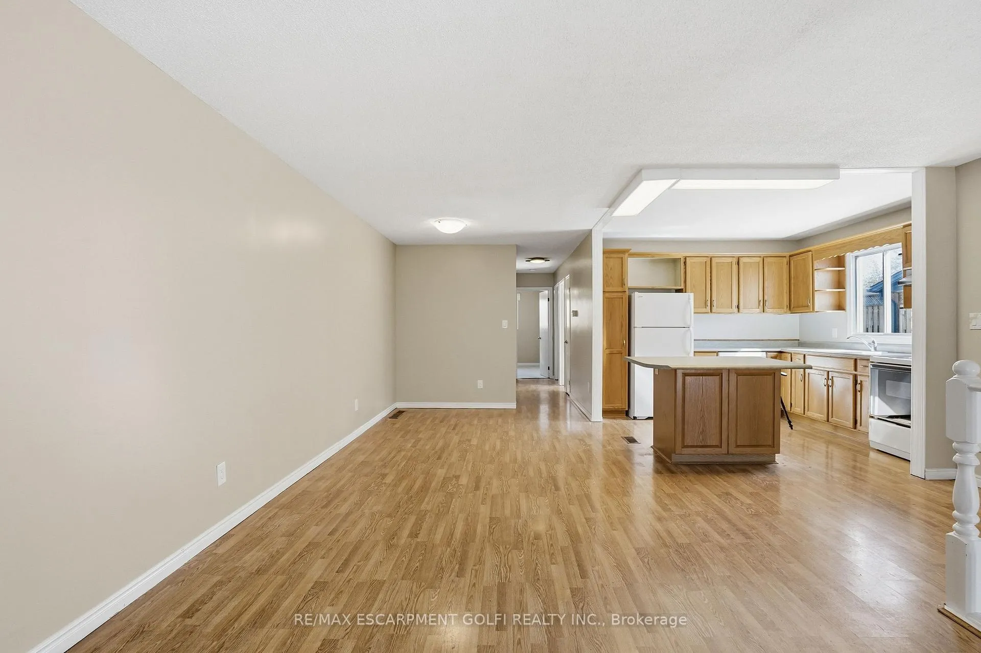Photo 7 of 3905 Old Orchard Way, Lincoln, Lincoln-Jordan/Vineland — HOMEH