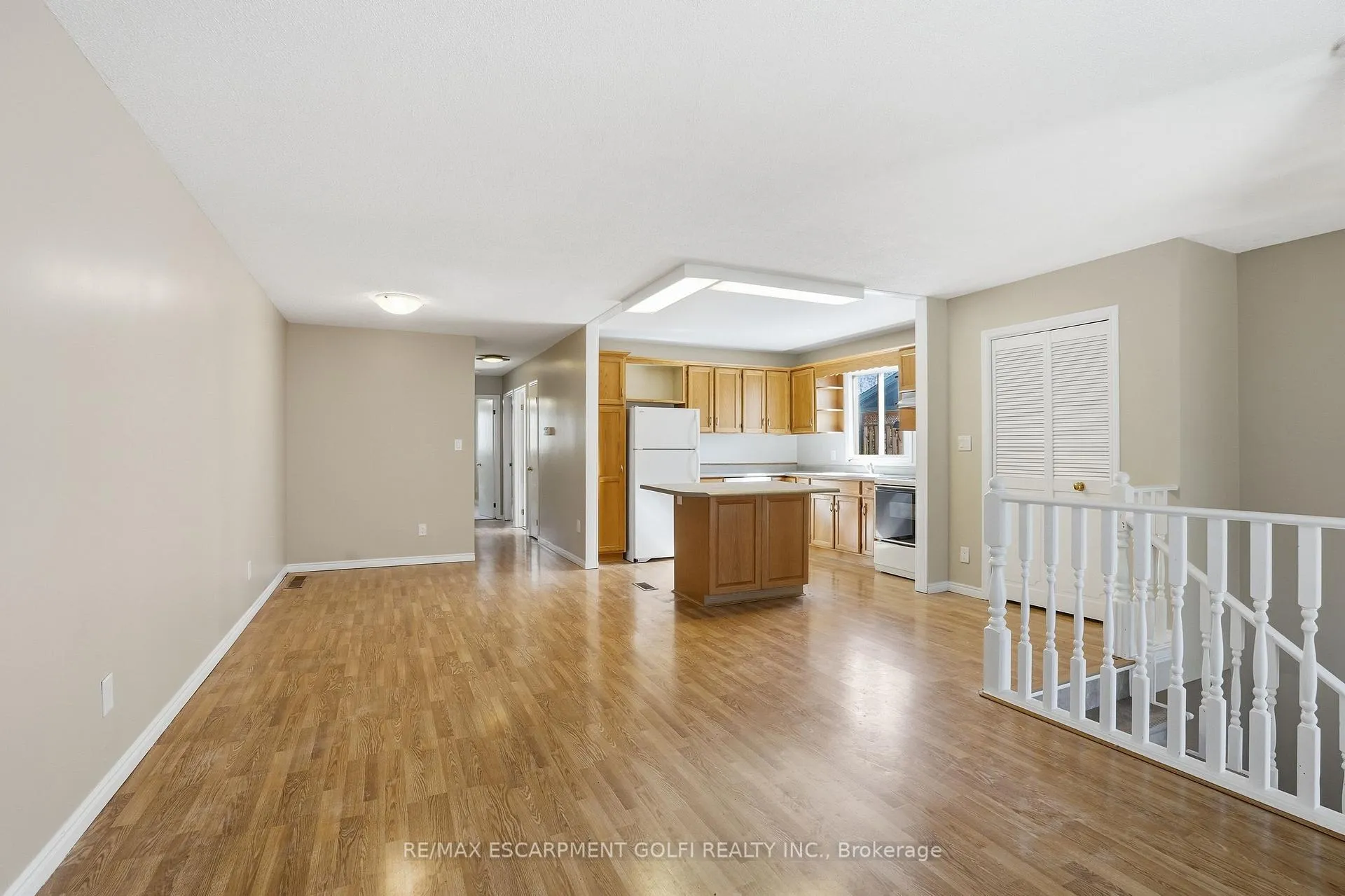 Photo 9 of 3905 Old Orchard Way, Lincoln, Lincoln-Jordan/Vineland — HOMEH