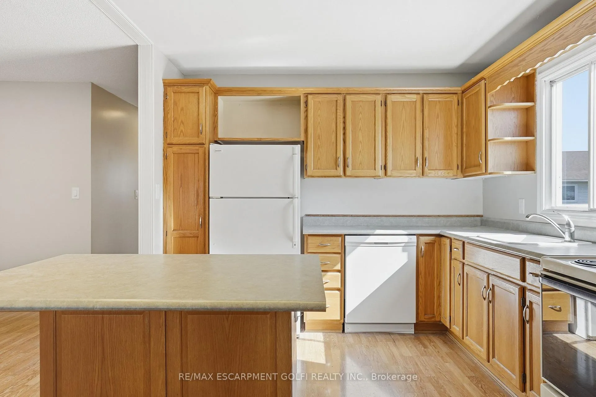 Photo 10 of 3905 Old Orchard Way, Lincoln, Lincoln-Jordan/Vineland — HOMEH