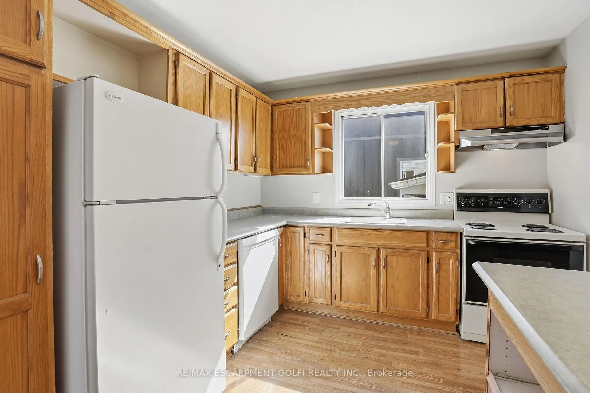 Photo 13 of 3905 Old Orchard Way, Lincoln, Lincoln-Jordan/Vineland — HOMEH