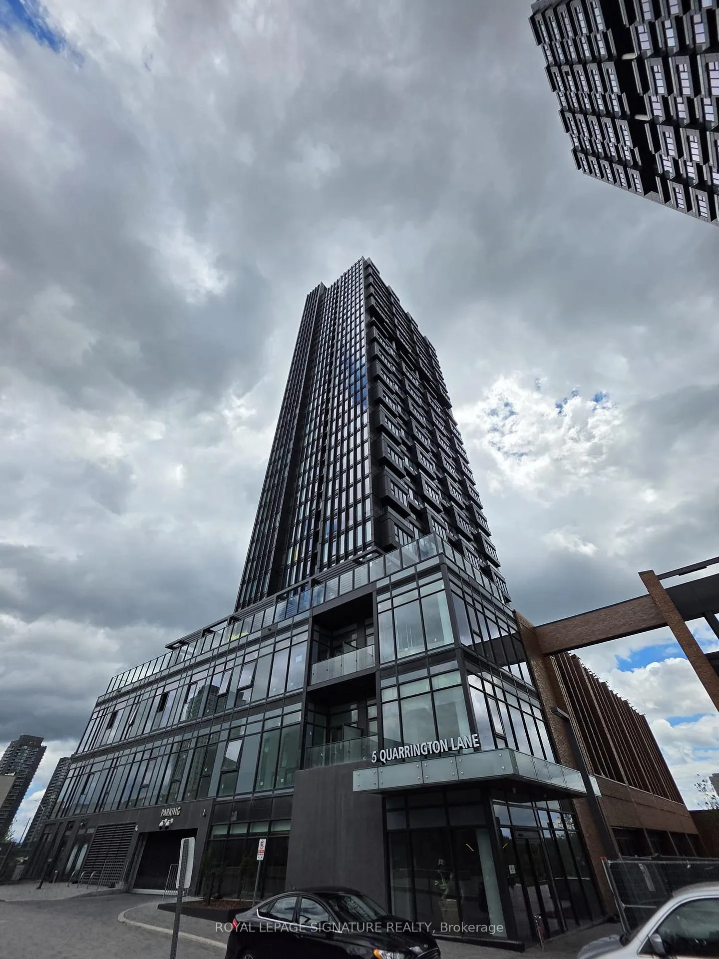 Front of Unit 2807, 5 Quarrington Lane