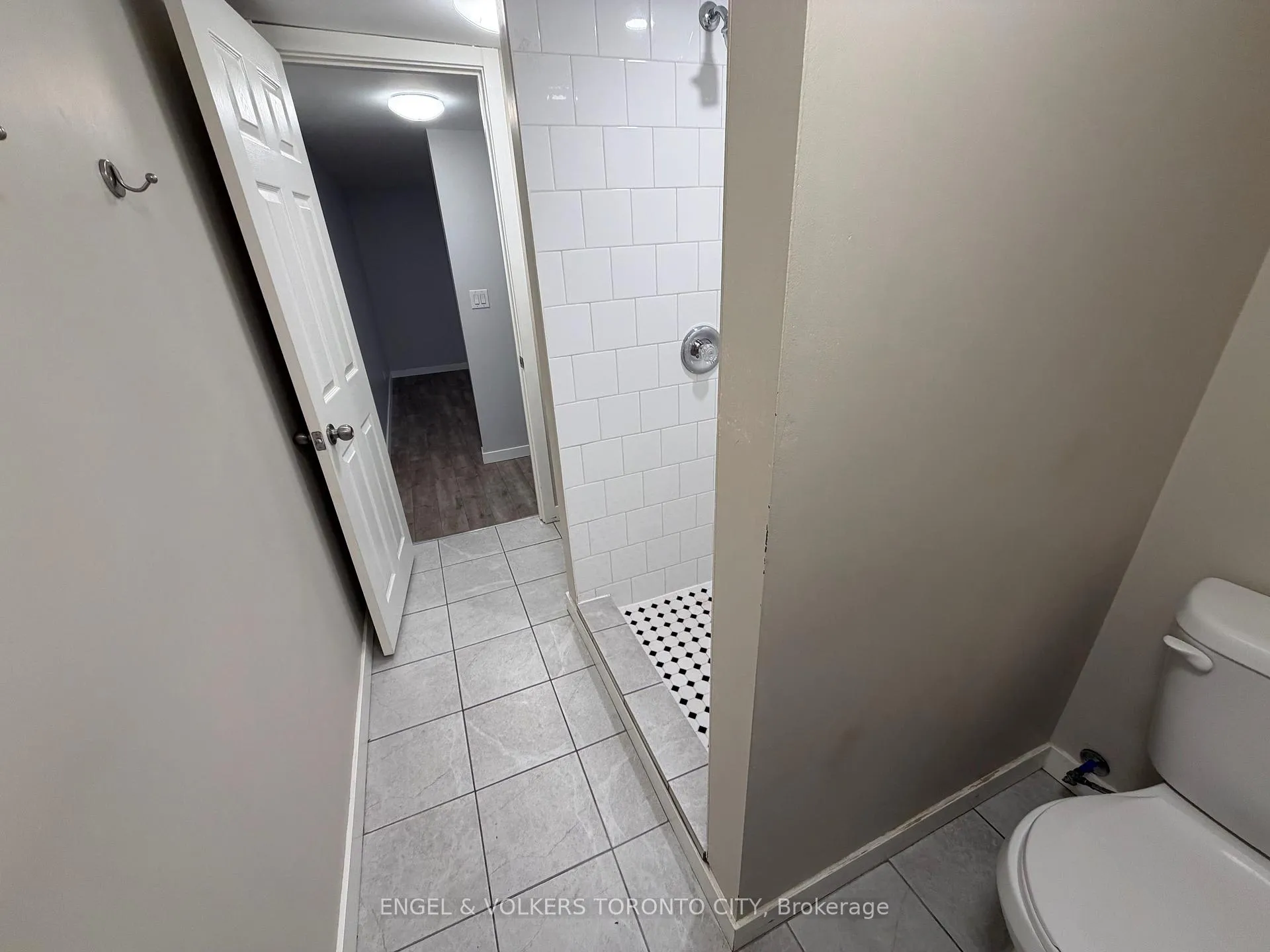 Photo 14 of Unit 2B, 10 Mosley Street, Aurora, Aurora Village — HOMEH
