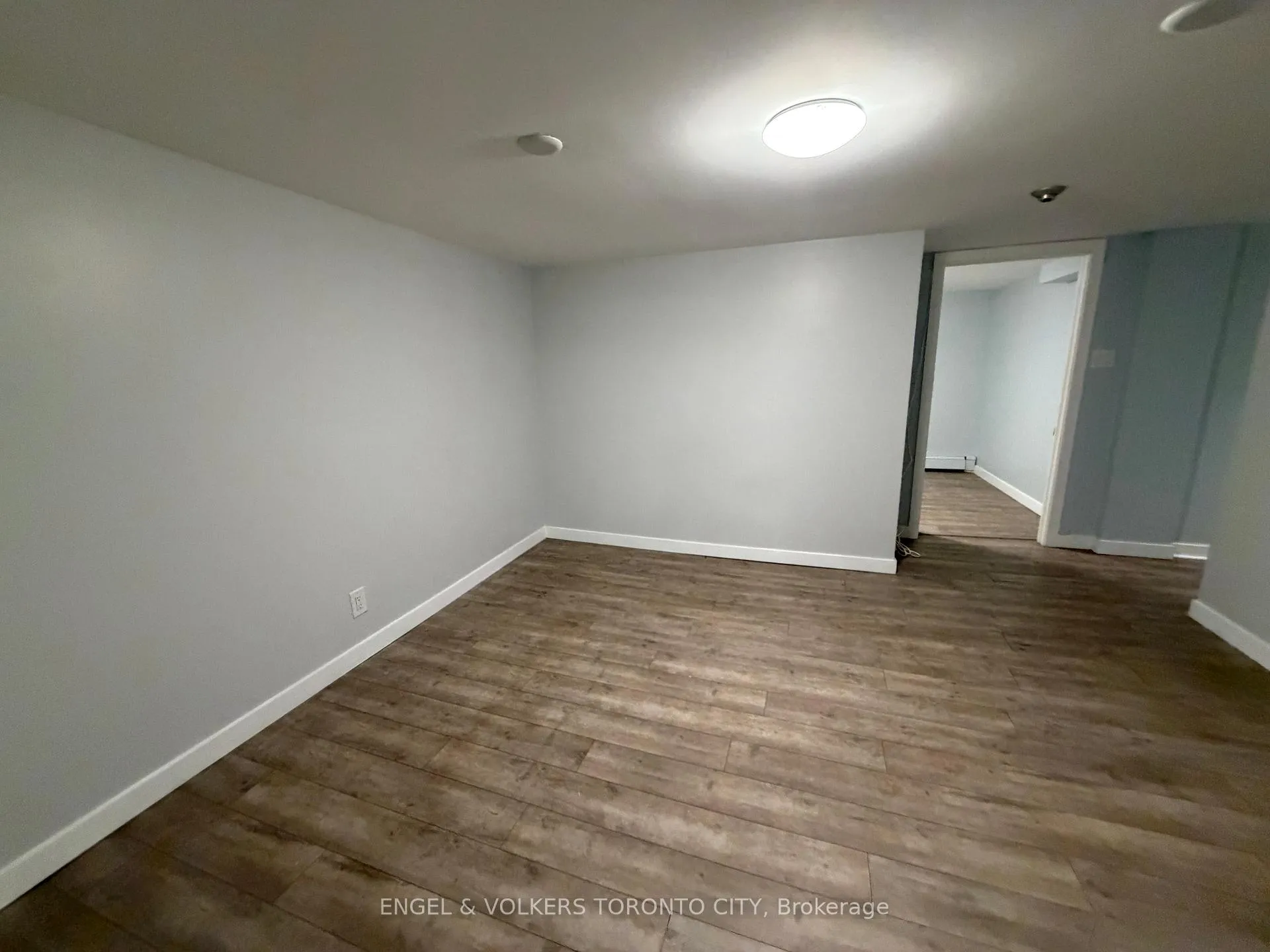 Photo 20 of Unit 2B, 10 Mosley Street, Aurora, Aurora Village — HOMEH
