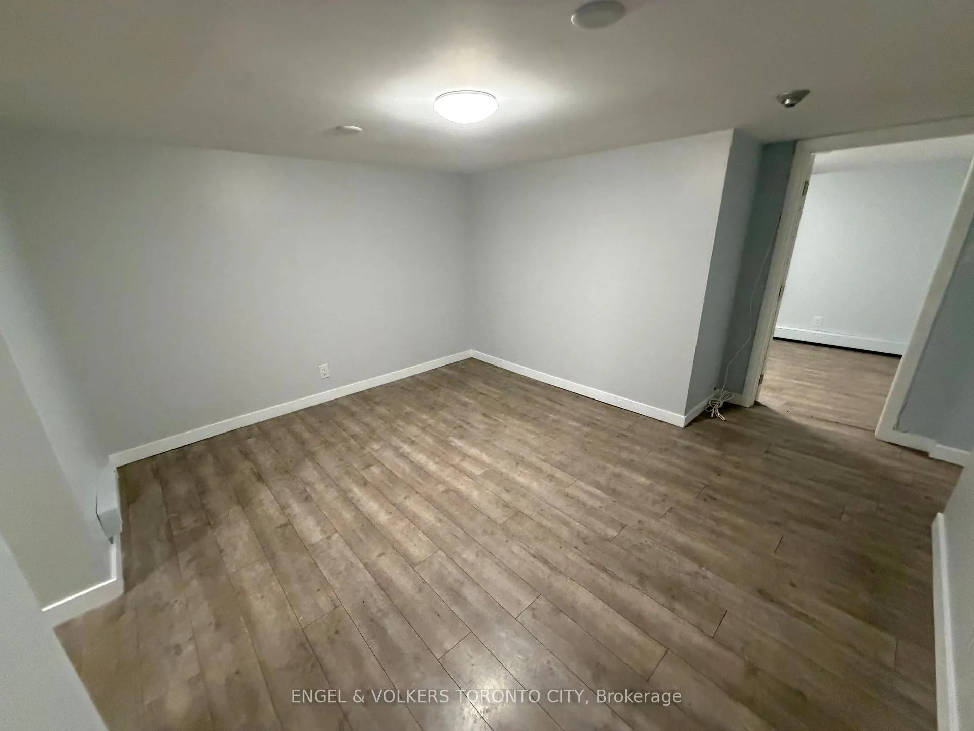 Photo 23 of Unit 2B, 10 Mosley Street, Aurora, Aurora Village — HOMEH