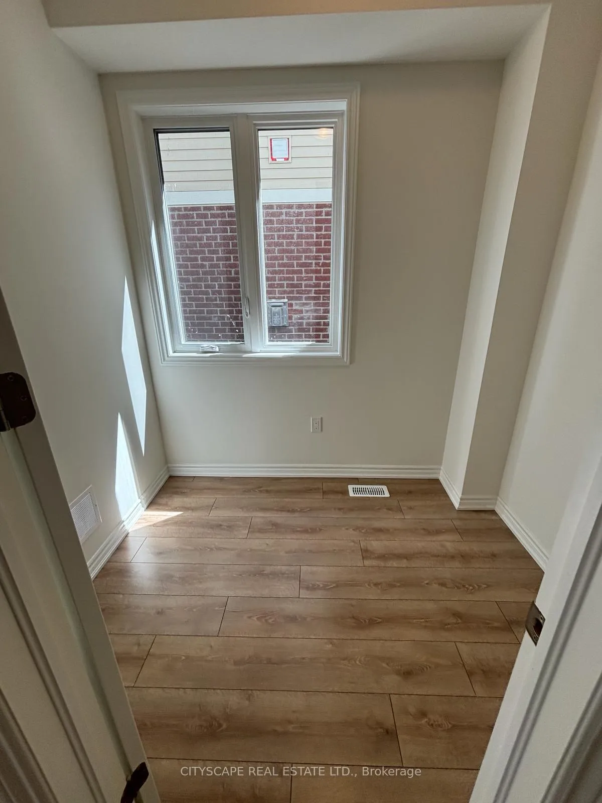 Photo 4 of 91 Prest Way, Centre Wellington, Fergus — HOMEH