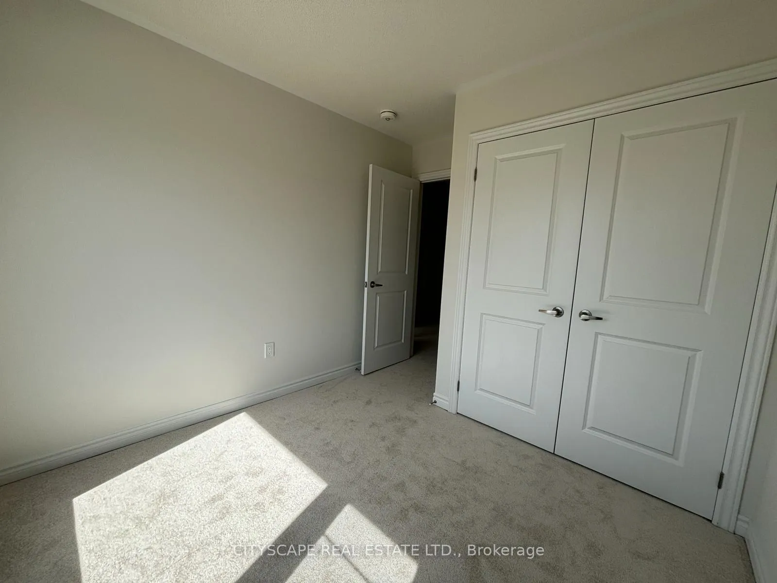 Photo 10 of 91 Prest Way, Centre Wellington, Fergus — HOMEH