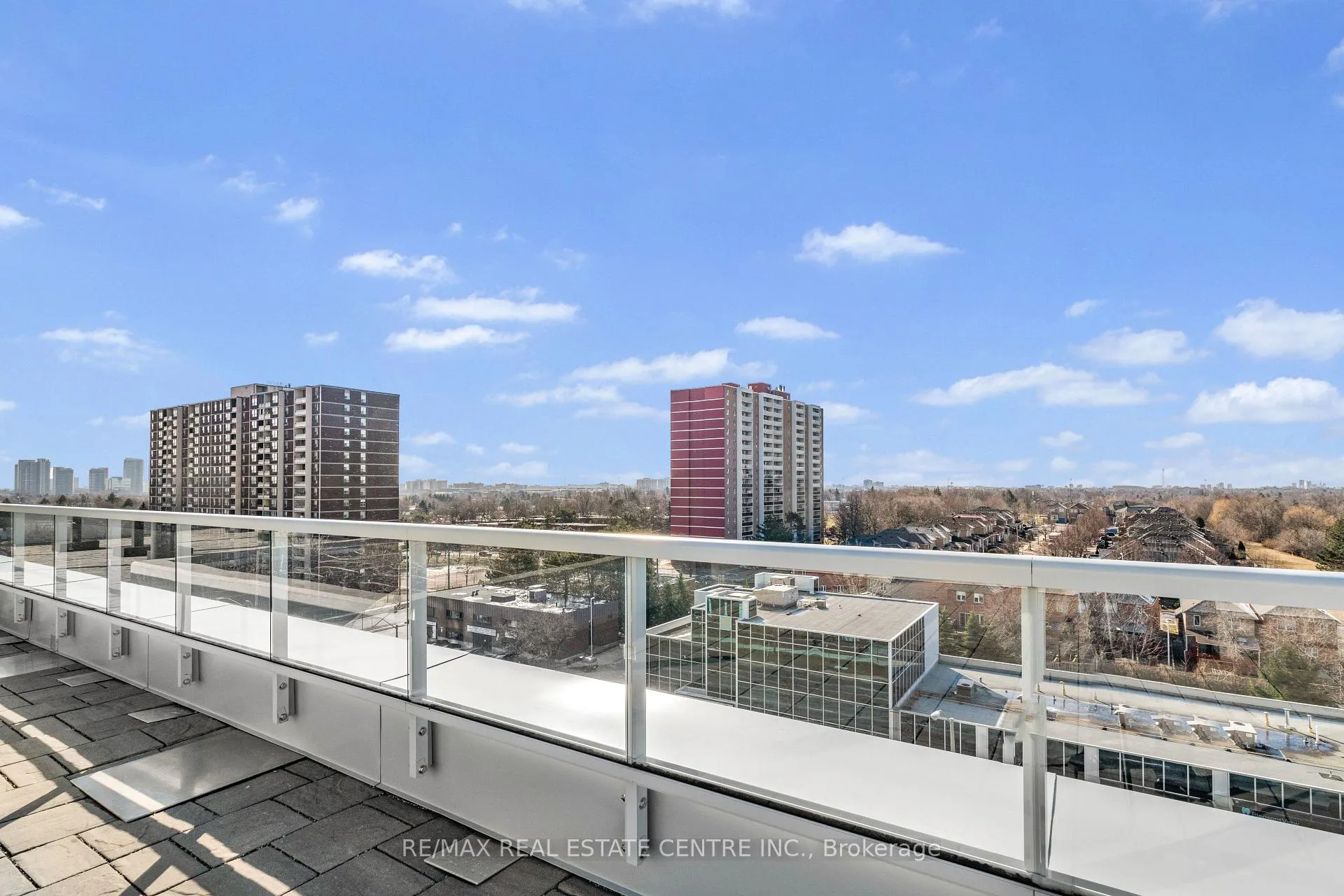 Photo 3 of Unit 309, 3220 Sheppard Avenue E, Scarborough, Tam O'Shanter-Sullivan — HOMEH