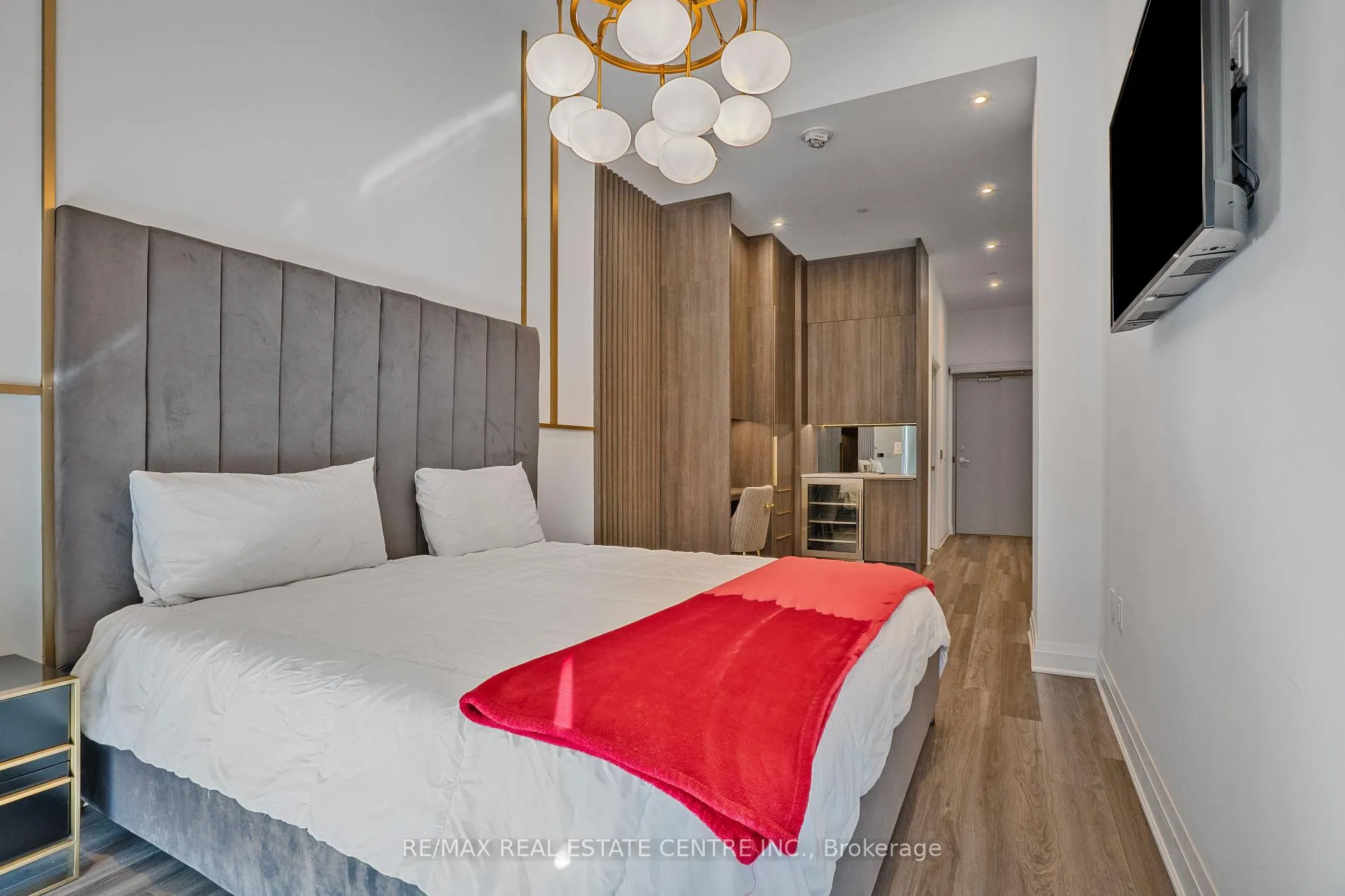 Photo 4 of Unit 309, 3220 Sheppard Avenue E, Scarborough, Tam O'Shanter-Sullivan — HOMEH