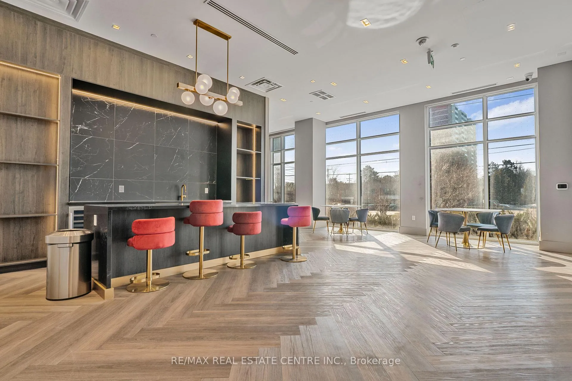 Photo 8 of Unit 309, 3220 Sheppard Avenue E, Scarborough, Tam O'Shanter-Sullivan — HOMEH