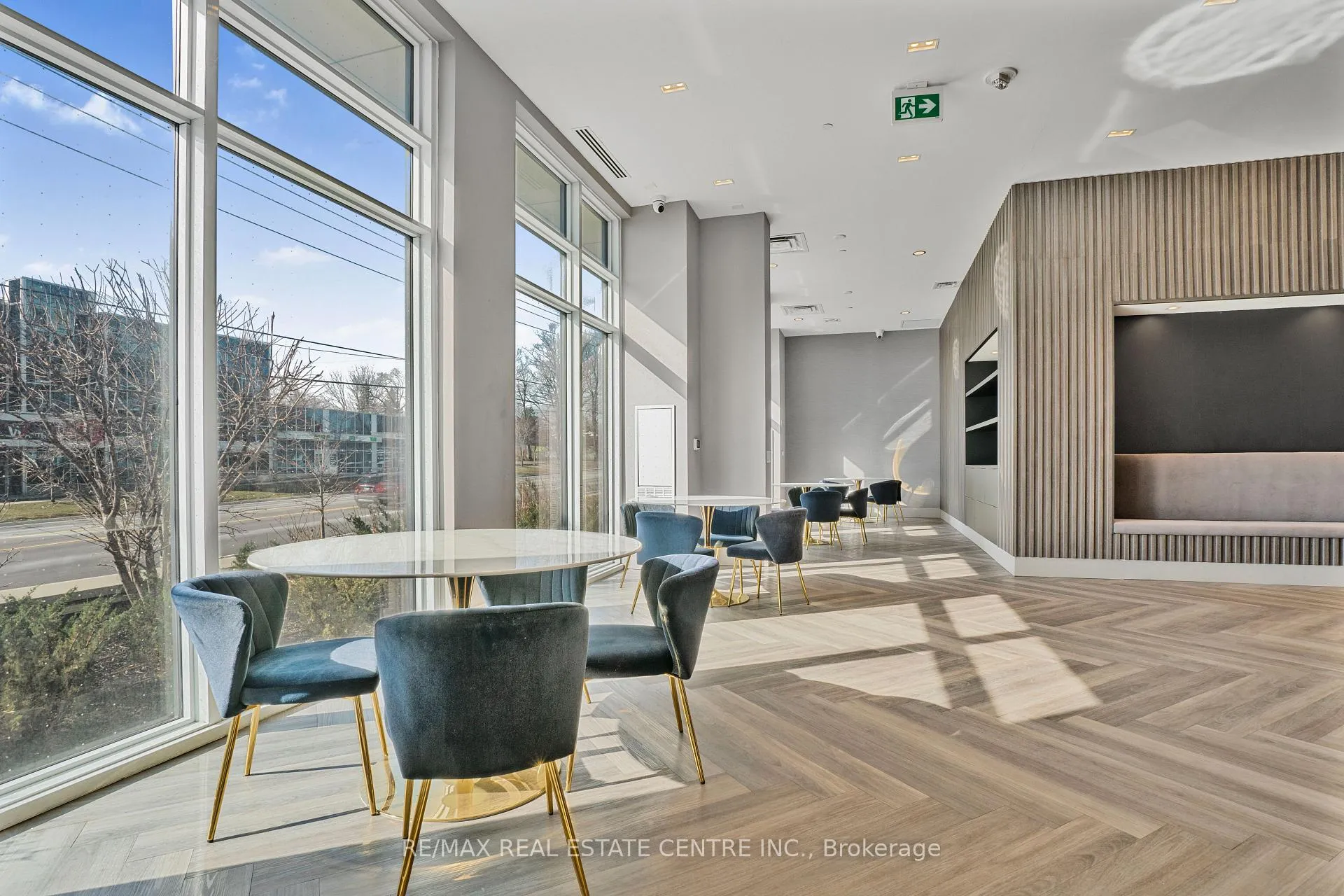 Photo 10 of Unit 309, 3220 Sheppard Avenue E, Scarborough, Tam O'Shanter-Sullivan — HOMEH